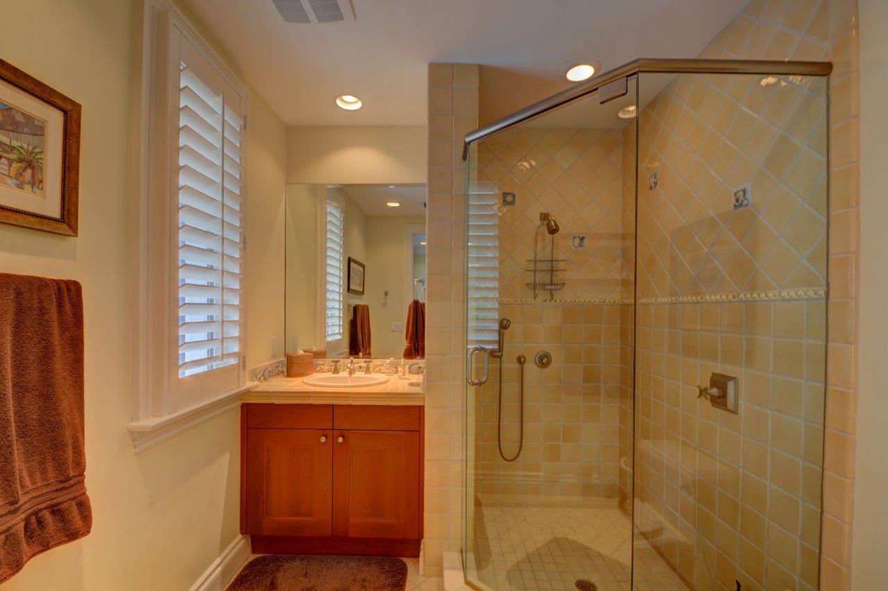 BOCA HARBOUR ISLAND - Residential