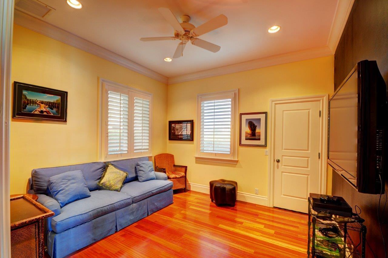 BOCA HARBOUR ISLAND - Residential