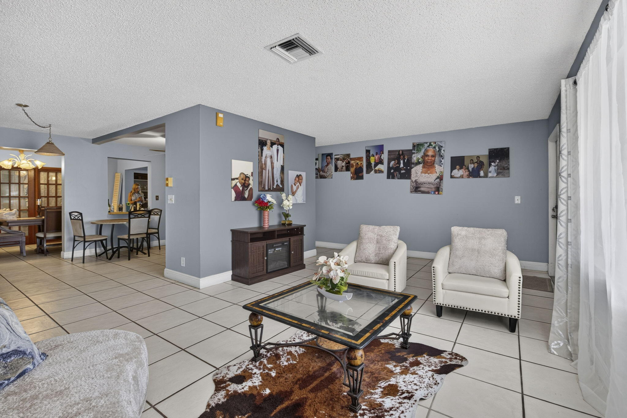 CYPRESS LAKES 4 - Residential