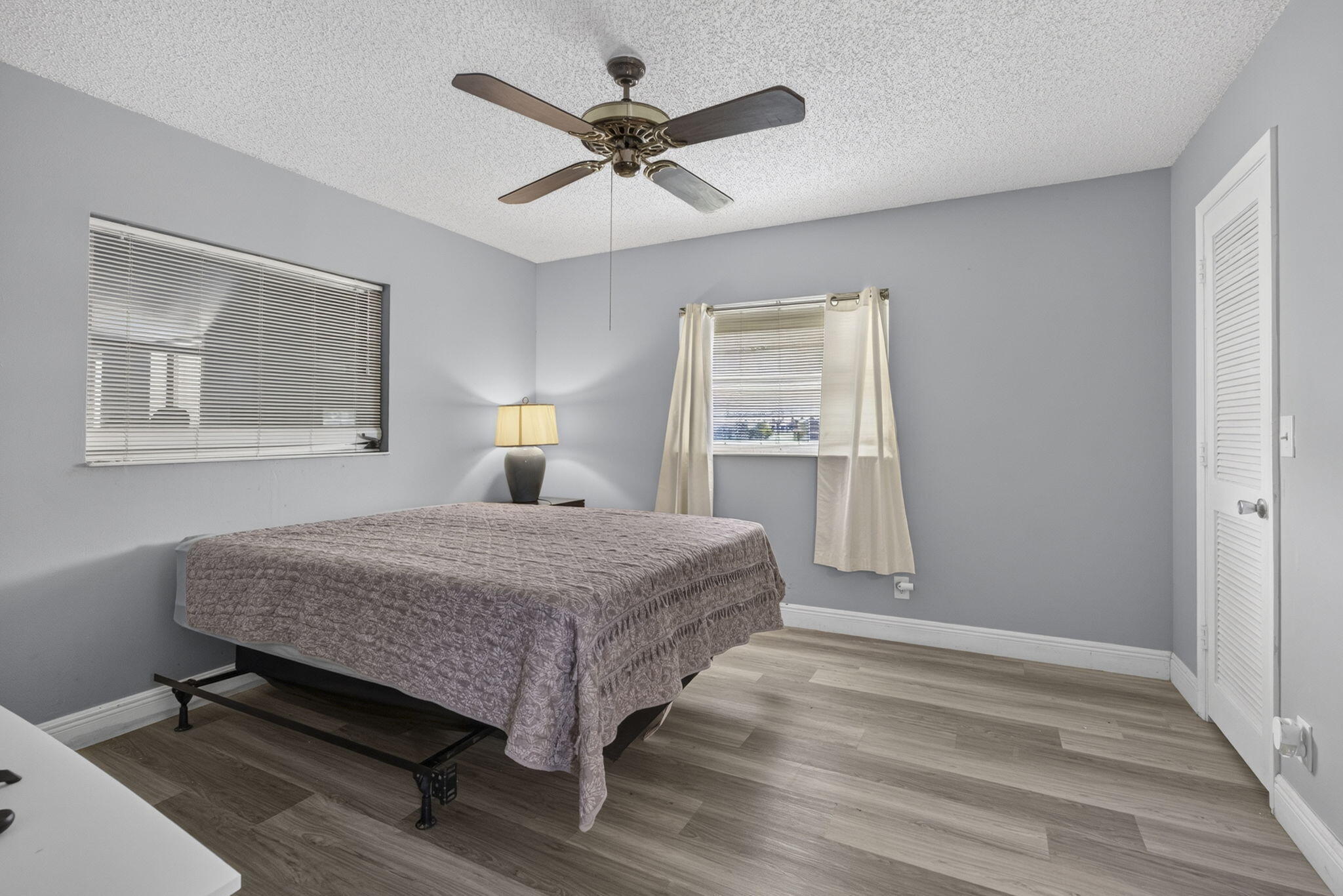 CYPRESS LAKES 4 - Residential