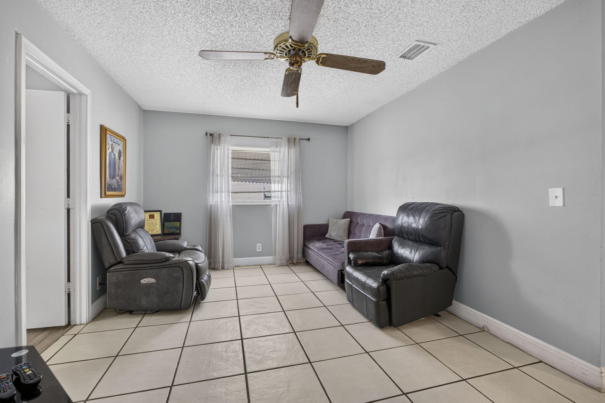 CYPRESS LAKES 4 - Residential