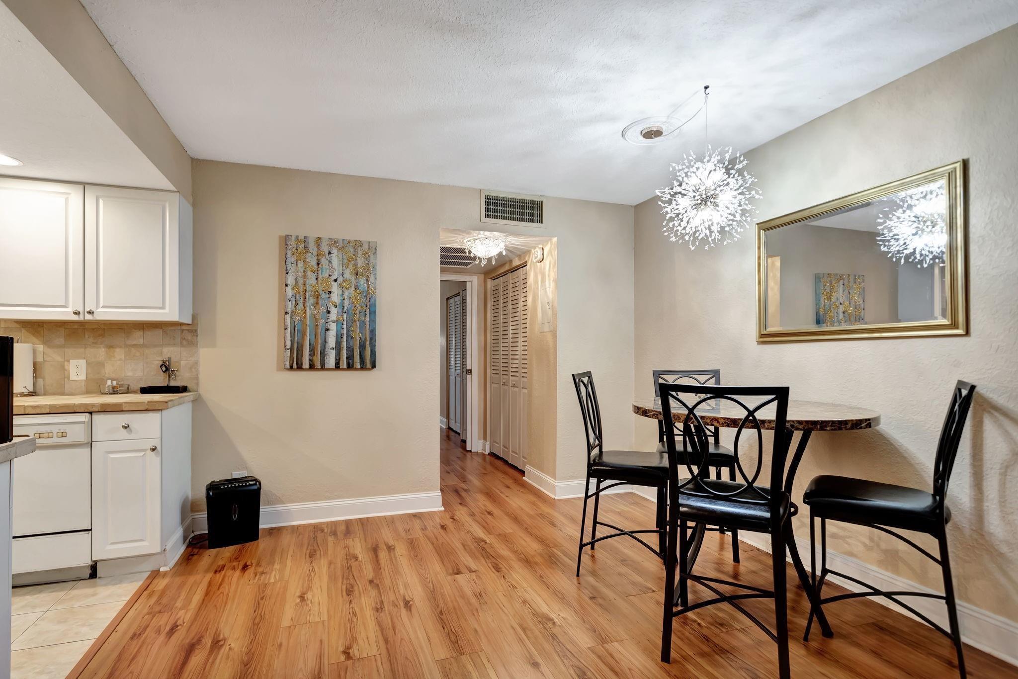 WYNMOOR VILLAGE - Residential