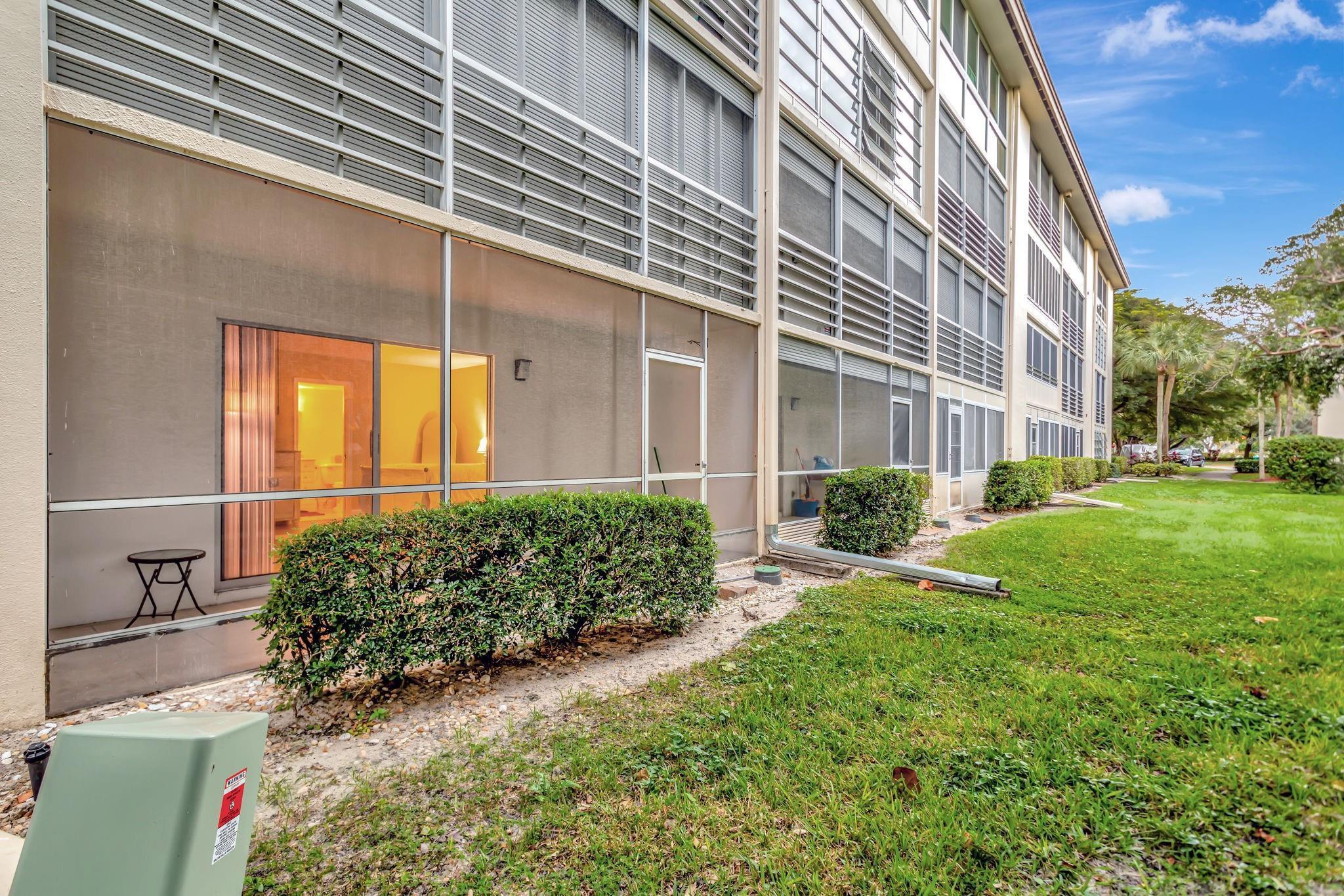 WYNMOOR VILLAGE - Residential