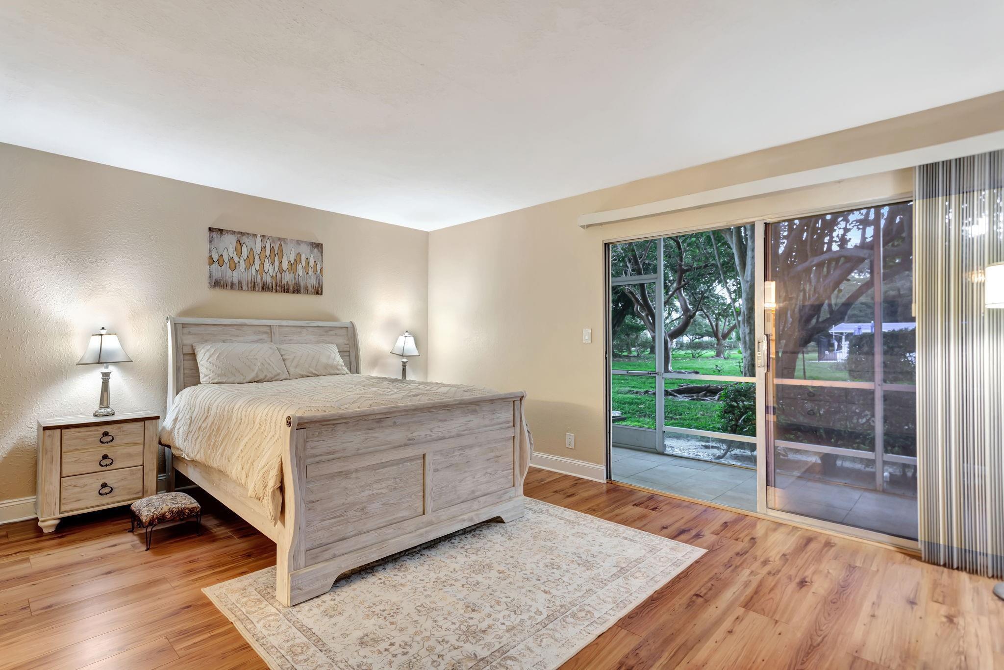 WYNMOOR VILLAGE - Residential