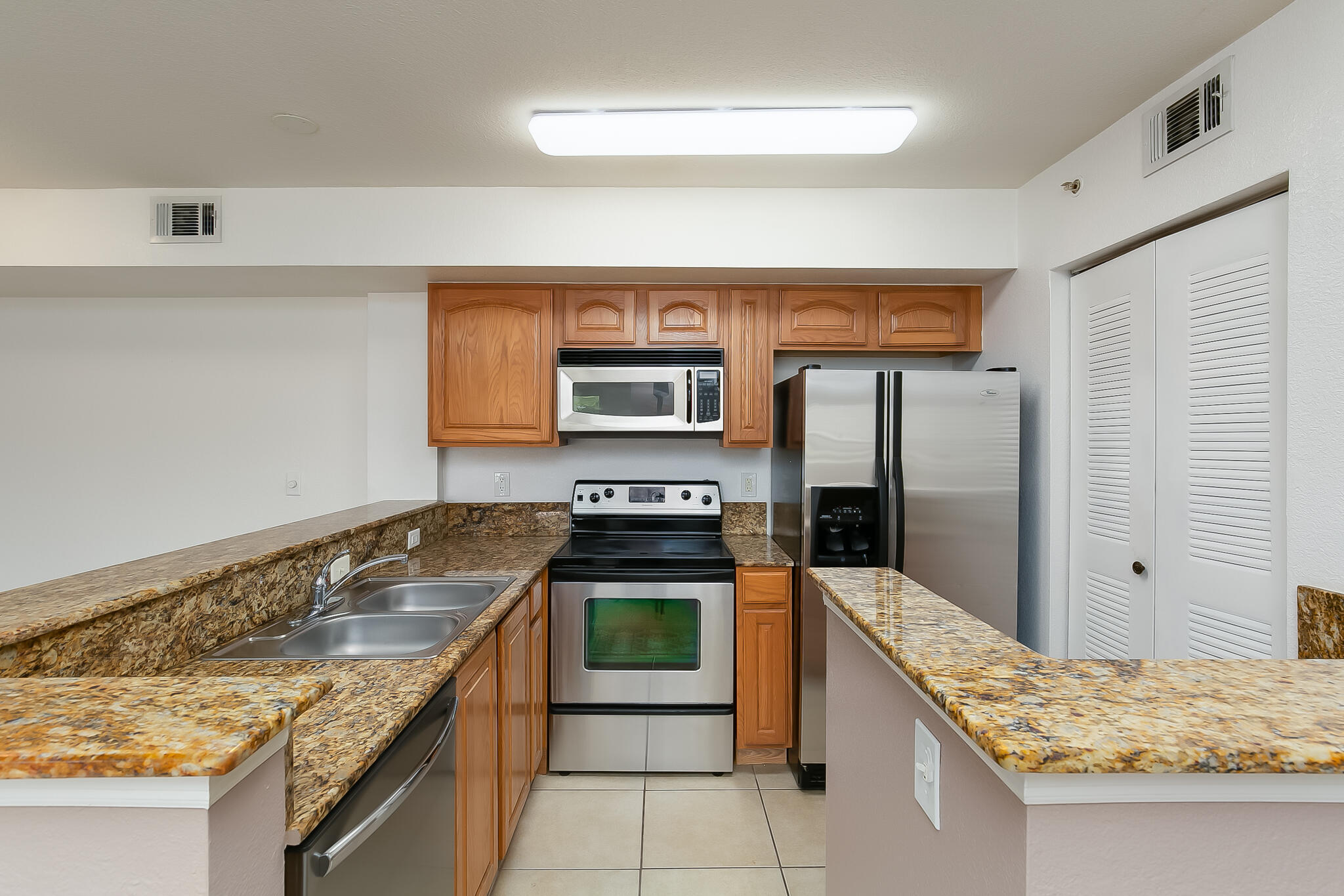 THE CLUB AT ST LUCIE WEST - Residential Lease
