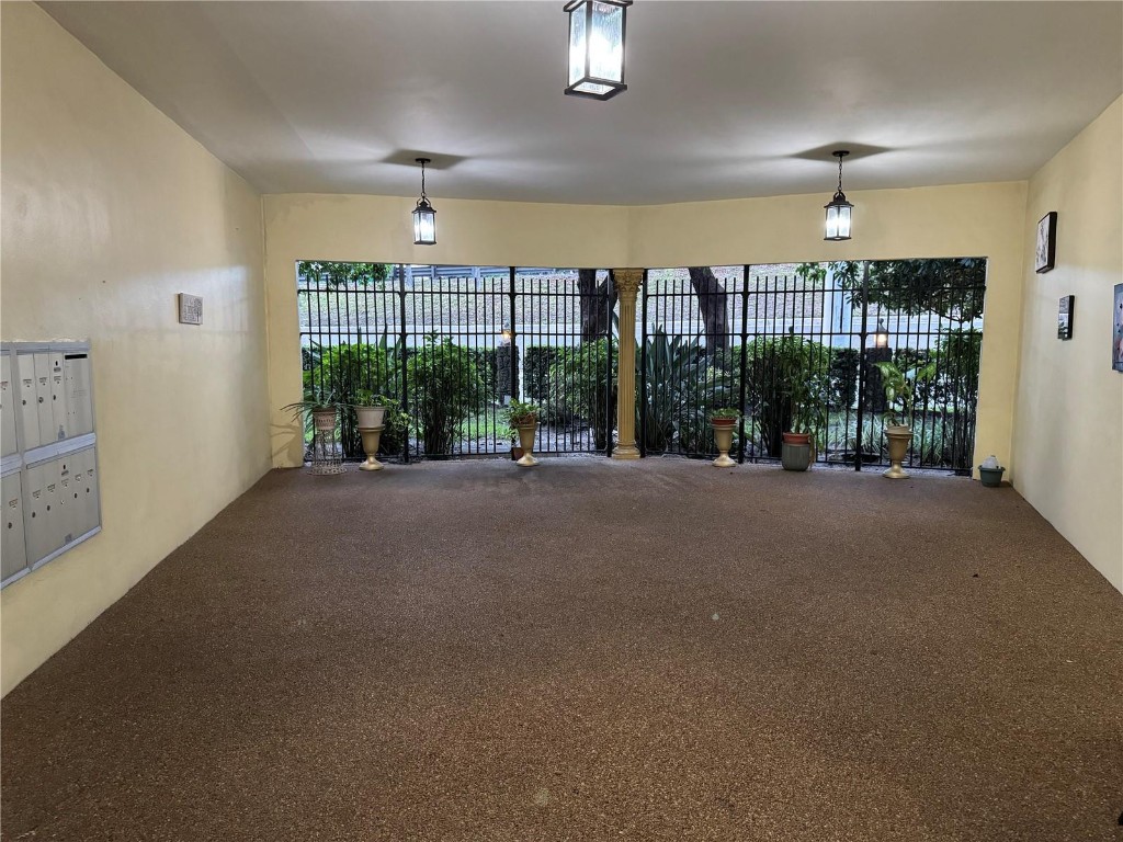Hawaiian Gardens - Residential
