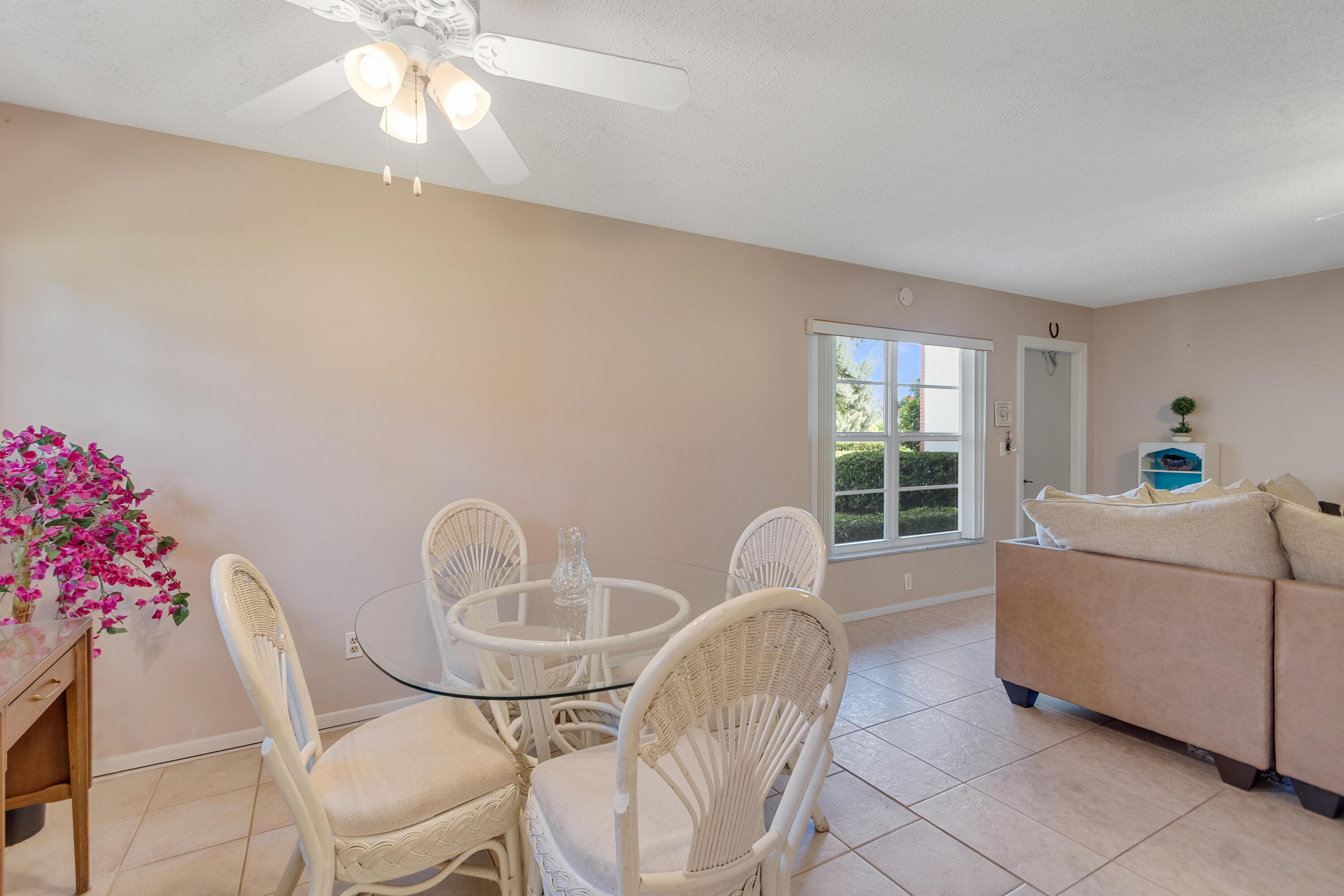 VISTA ROYALE PHASE IV BLDGS 83-111 - Residential