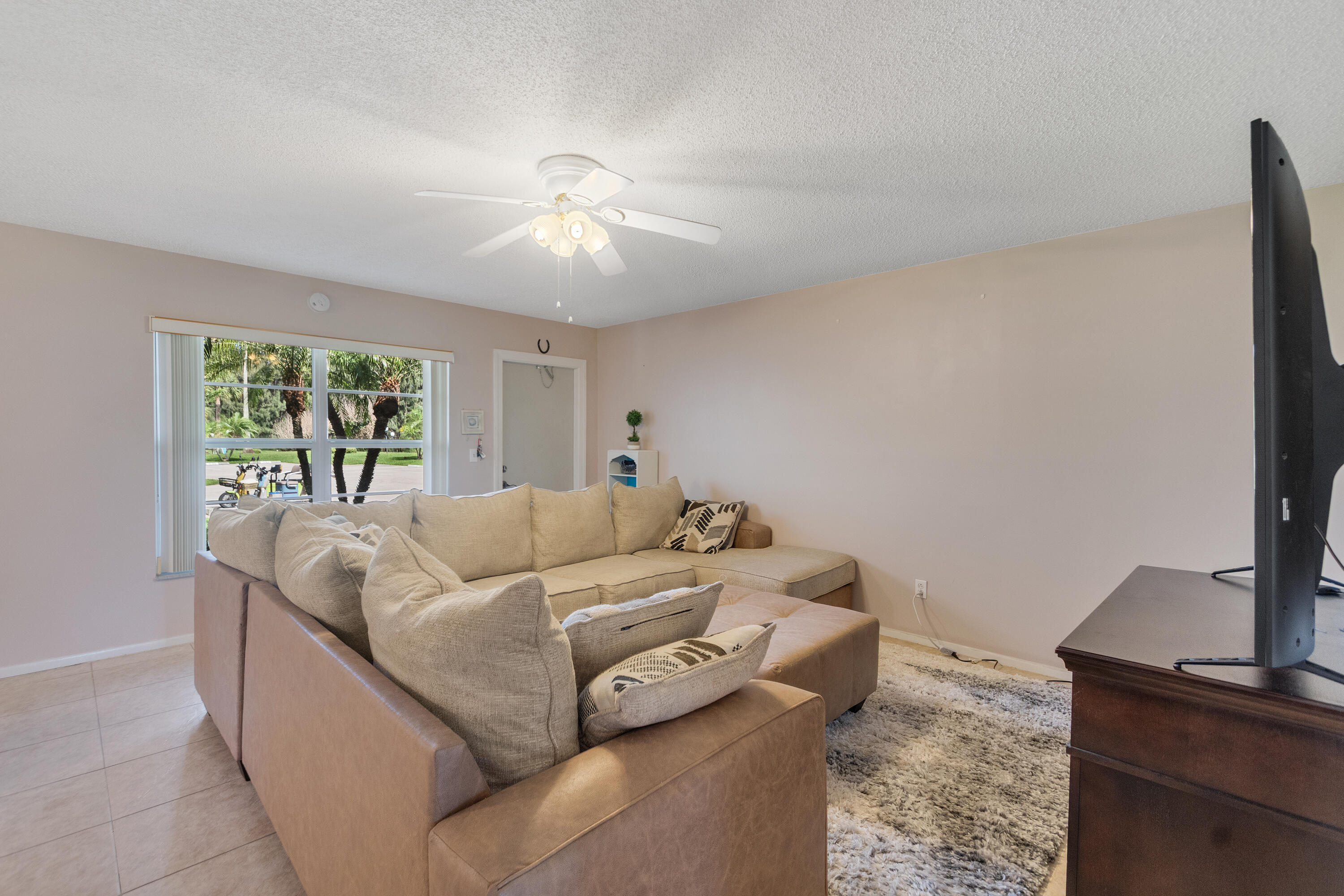 VISTA ROYALE PHASE IV BLDGS 83-111 - Residential