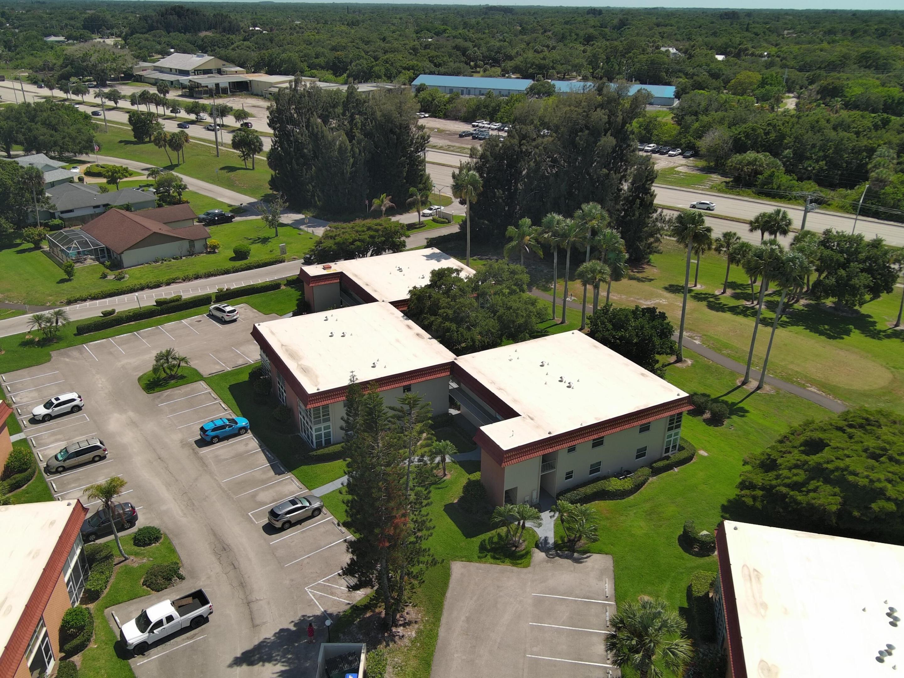 VISTA ROYALE PHASE IV BLDGS 83-111 - Residential