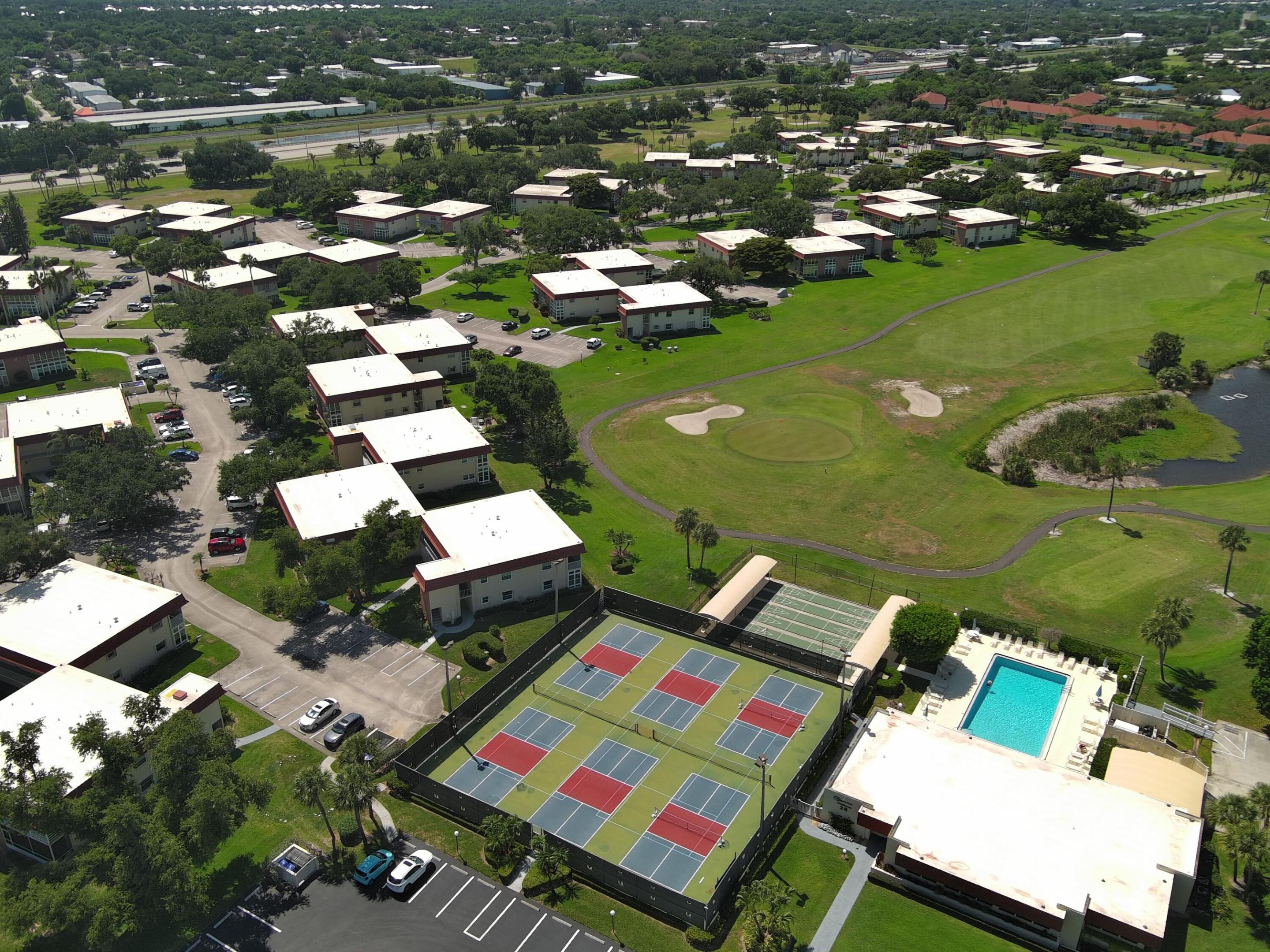 VISTA ROYALE PHASE IV BLDGS 83-111 - Residential