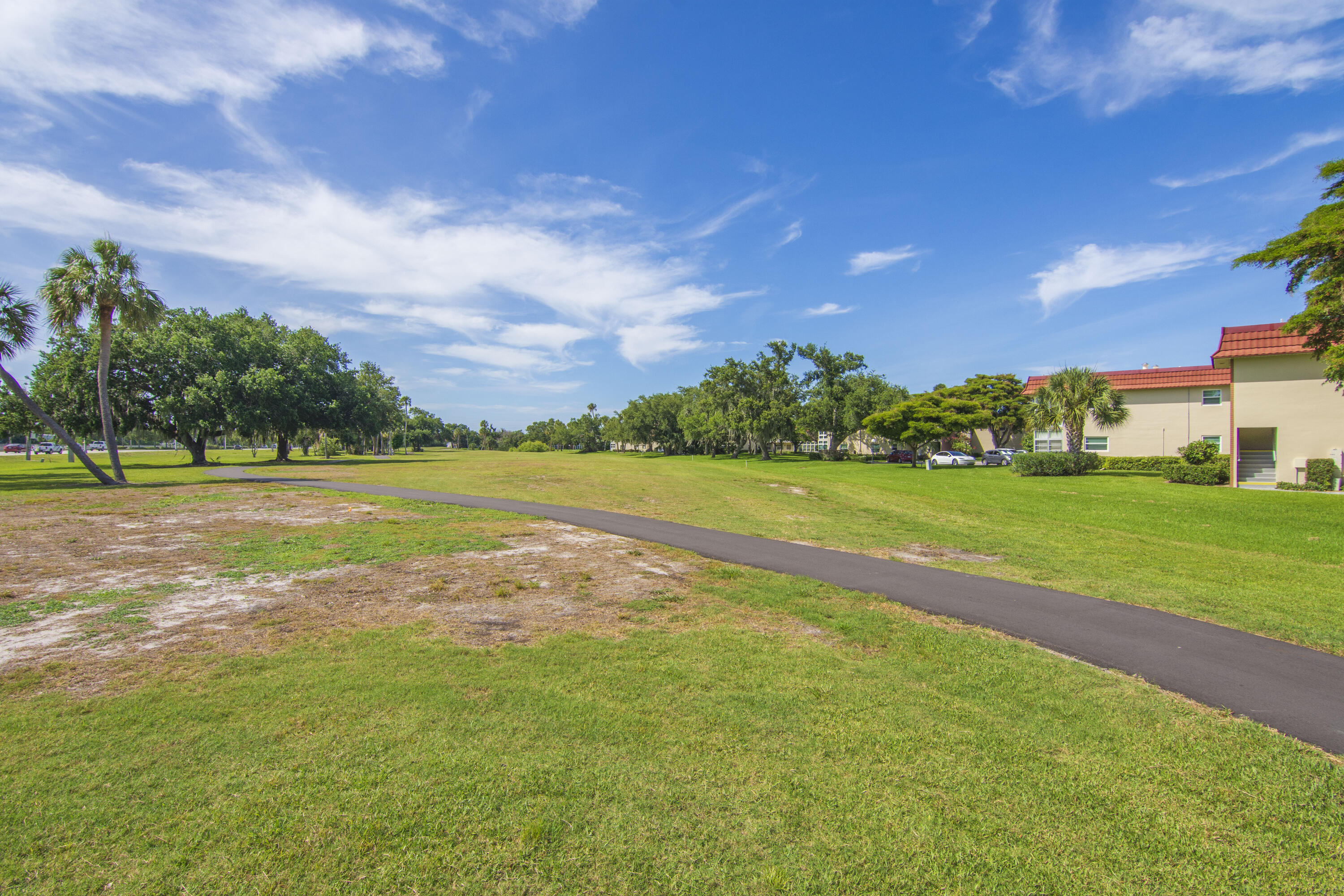 VISTA ROYALE PHASE IV BLDGS 83-111 - Residential