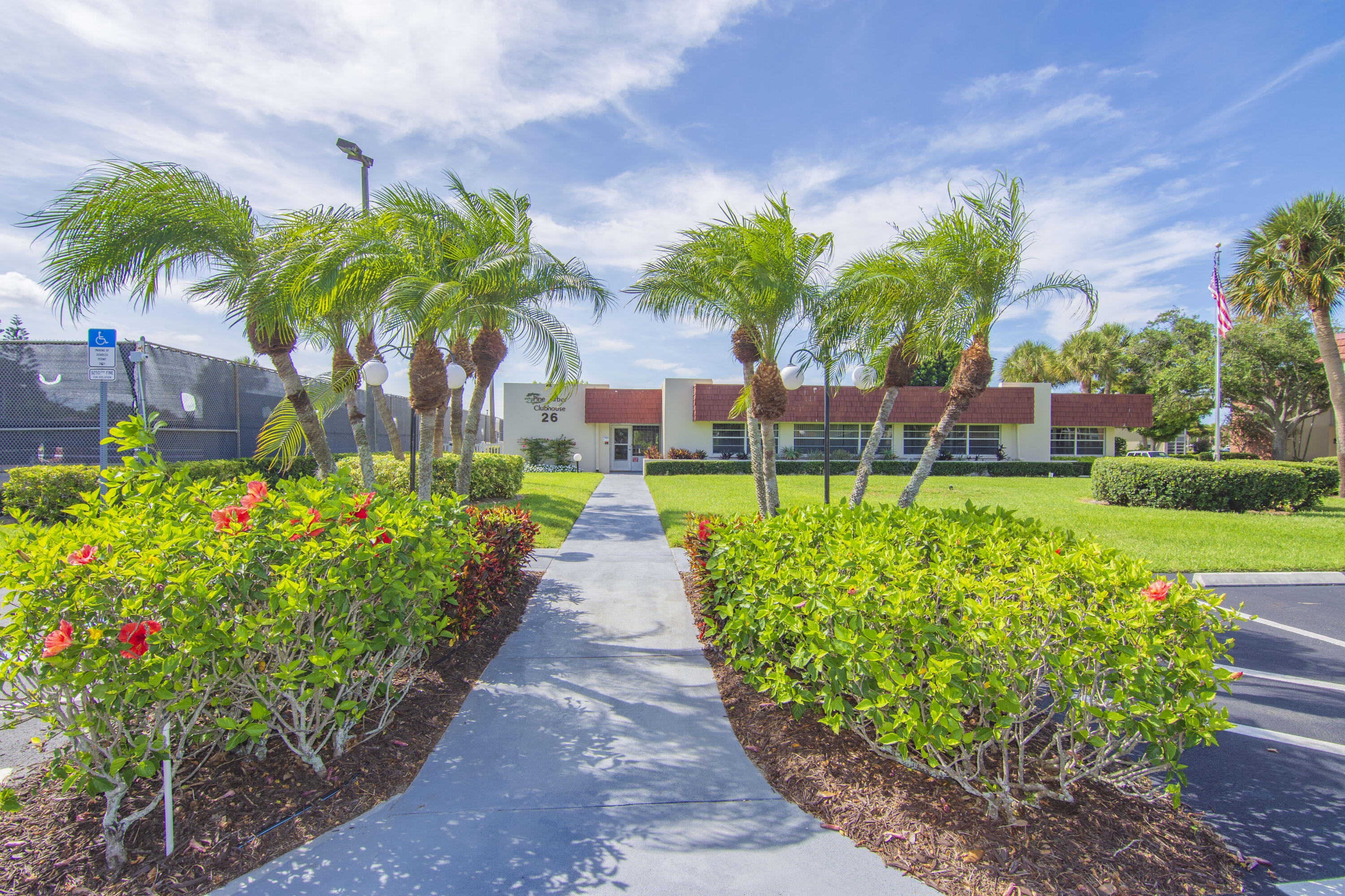 VISTA ROYALE PHASE IV BLDGS 83-111 - Residential