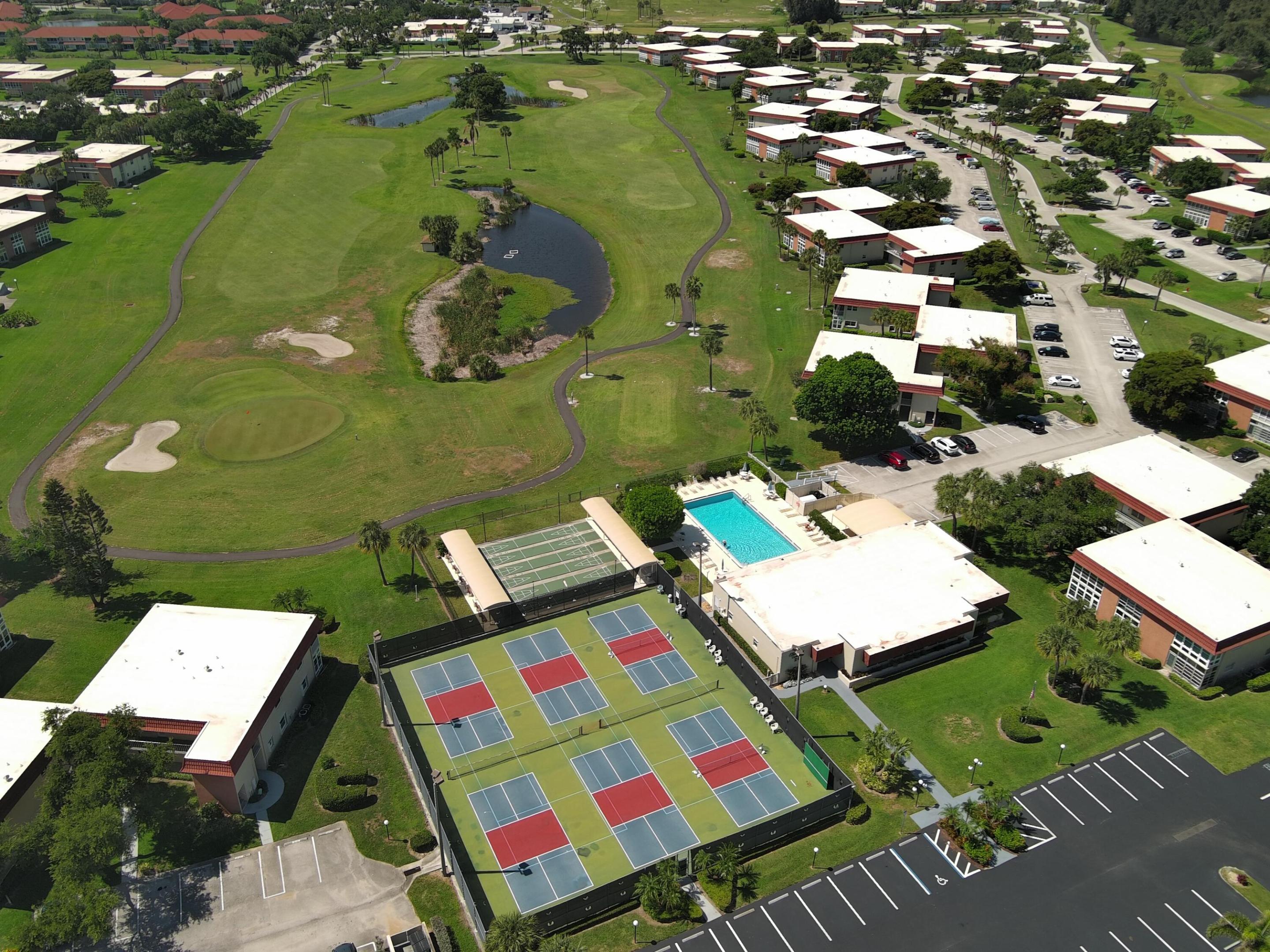 VISTA ROYALE PHASE IV BLDGS 83-111 - Residential