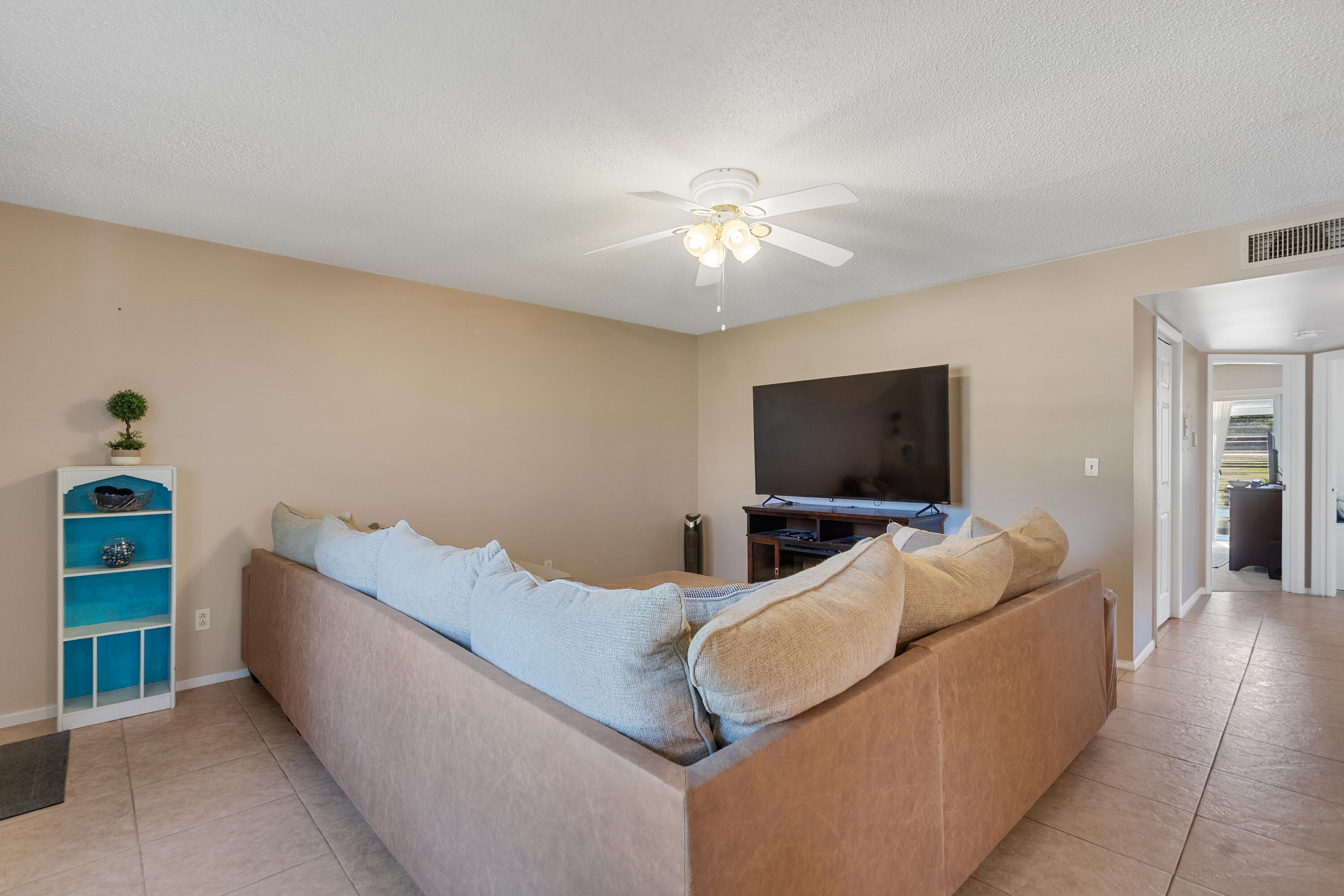 VISTA ROYALE PHASE IV BLDGS 83-111 - Residential