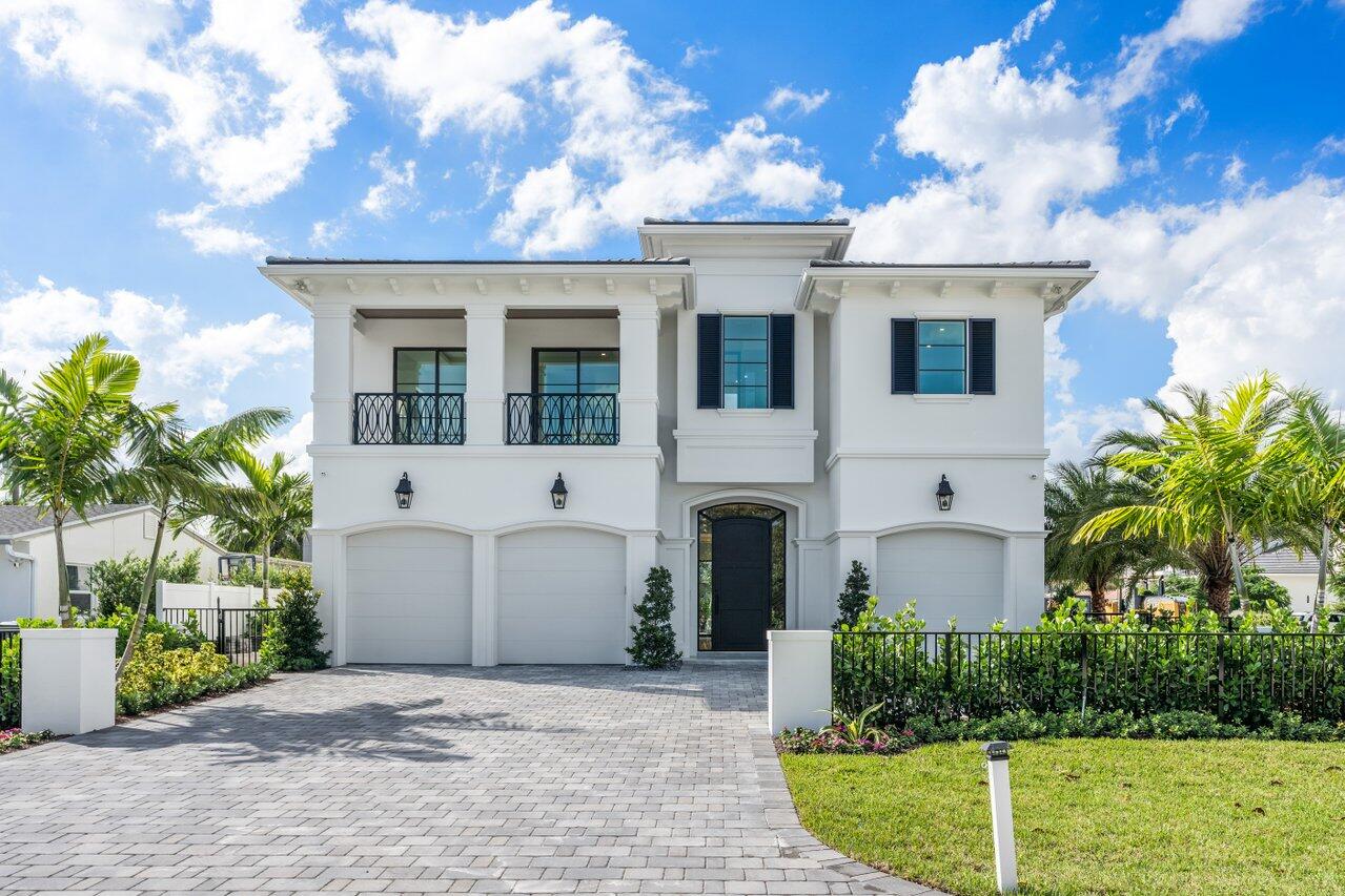 KINGS COURT - Residential
