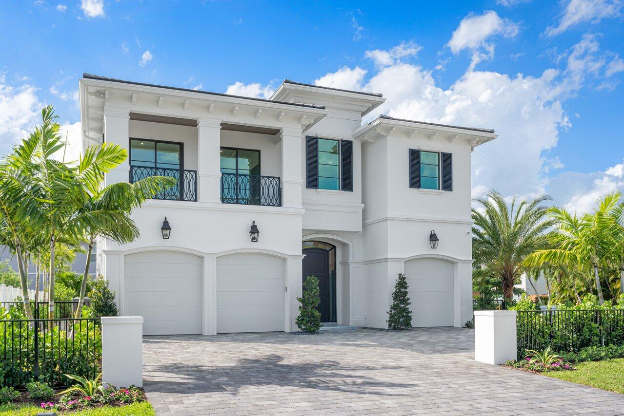KINGS COURT - Residential