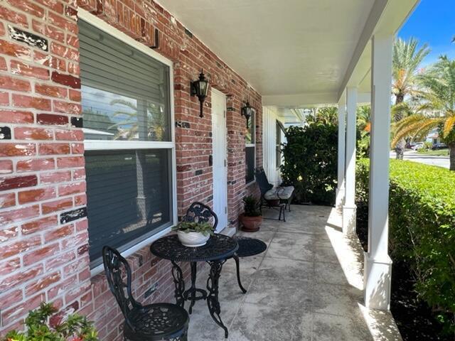 YACHT HARBOR MANOR - Residential Lease