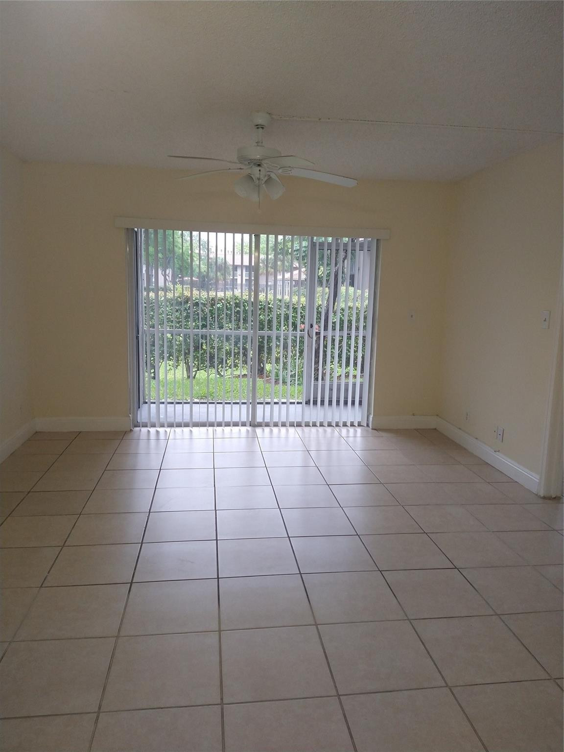 PALM VILLAGE CONDO - Residential Lease