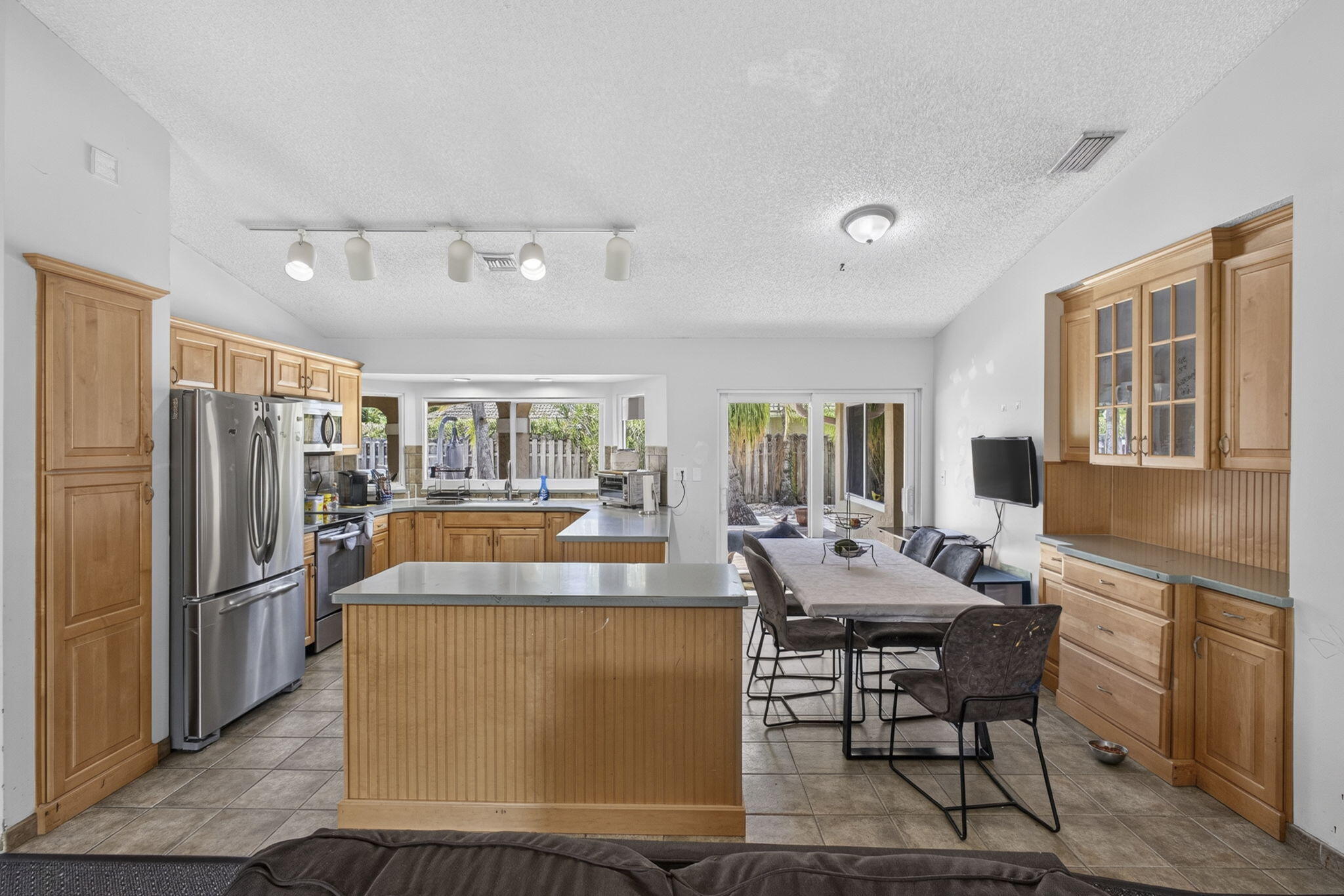 GREENVIEW SHORES 2 OF WELLINGTON - Residential