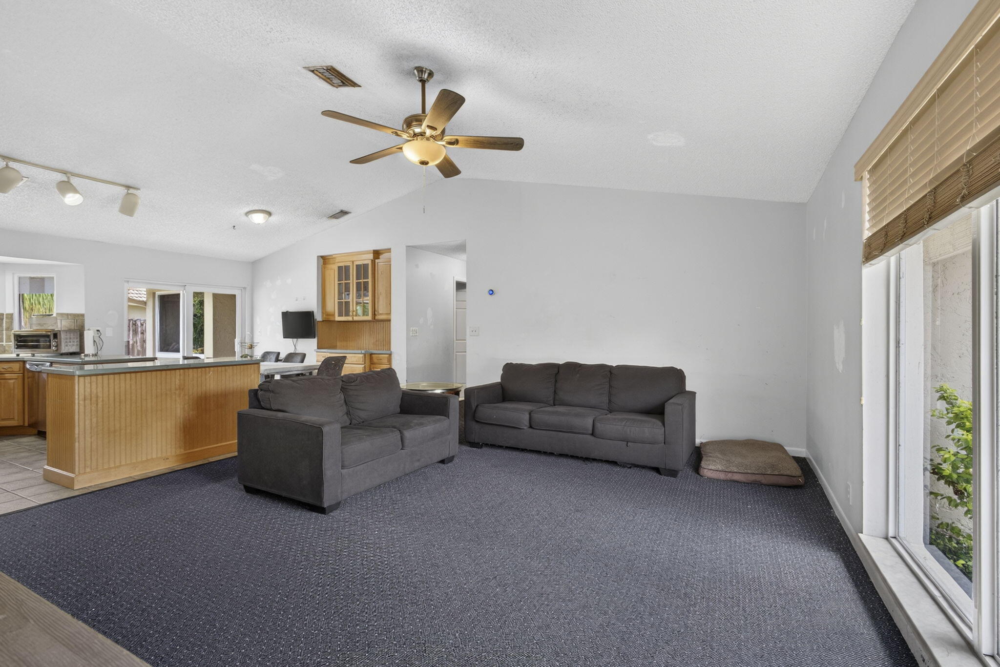 GREENVIEW SHORES 2 OF WELLINGTON - Residential