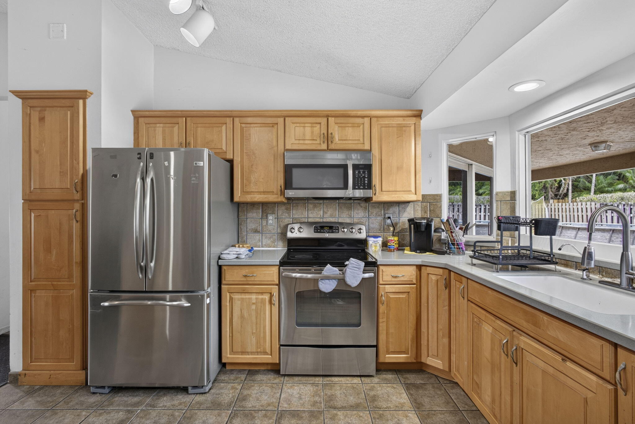 GREENVIEW SHORES 2 OF WELLINGTON - Residential