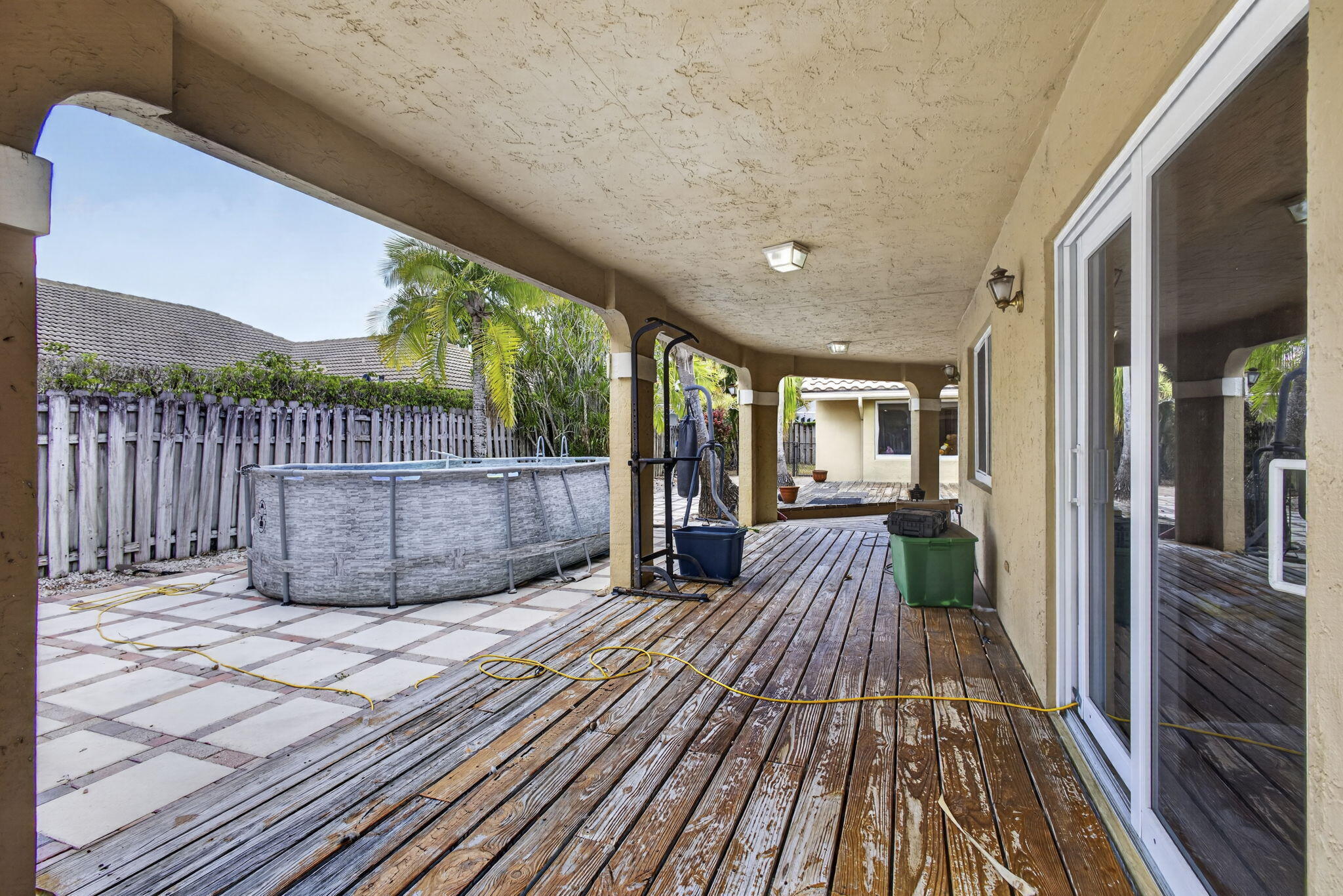 GREENVIEW SHORES 2 OF WELLINGTON - Residential