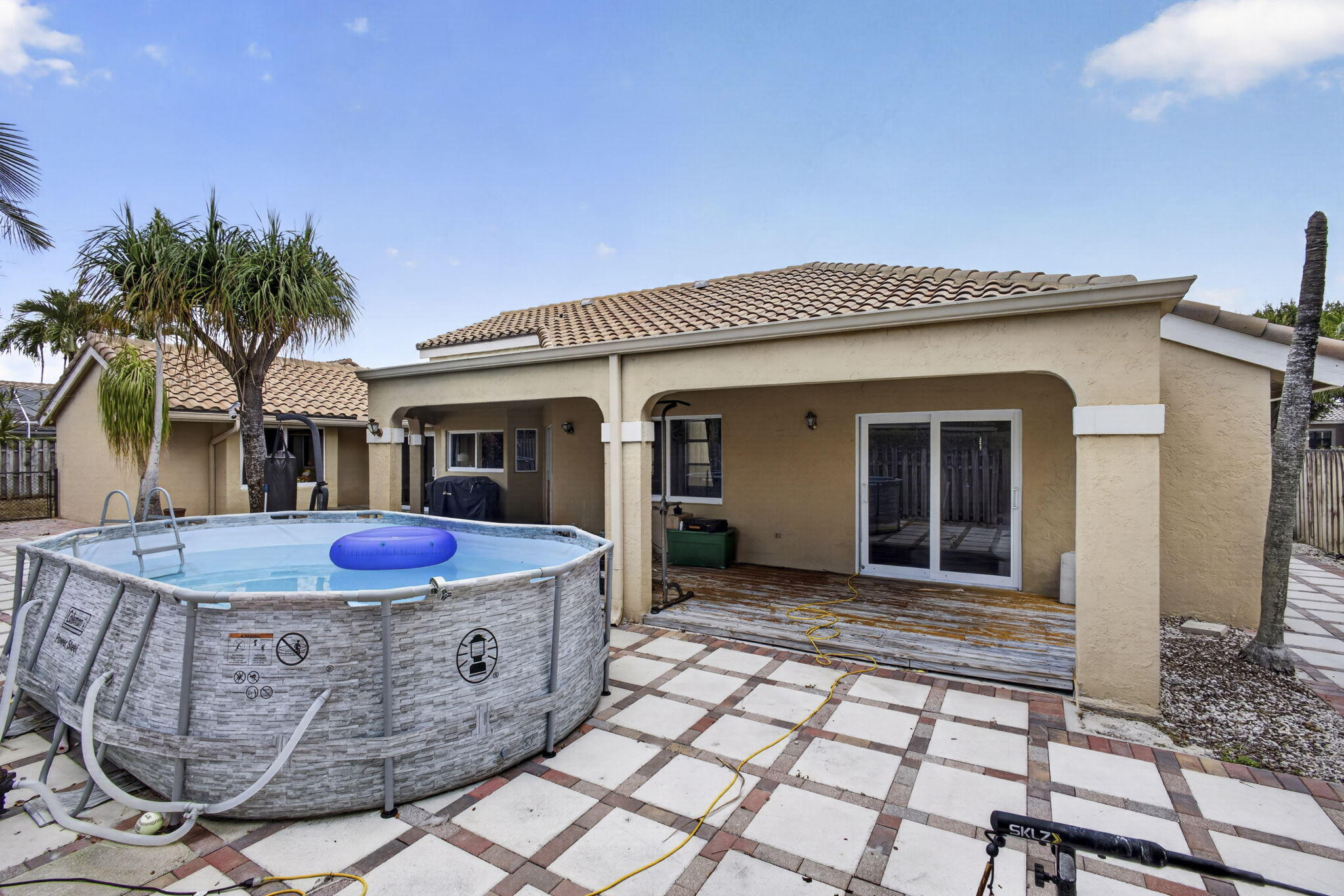 GREENVIEW SHORES 2 OF WELLINGTON - Residential