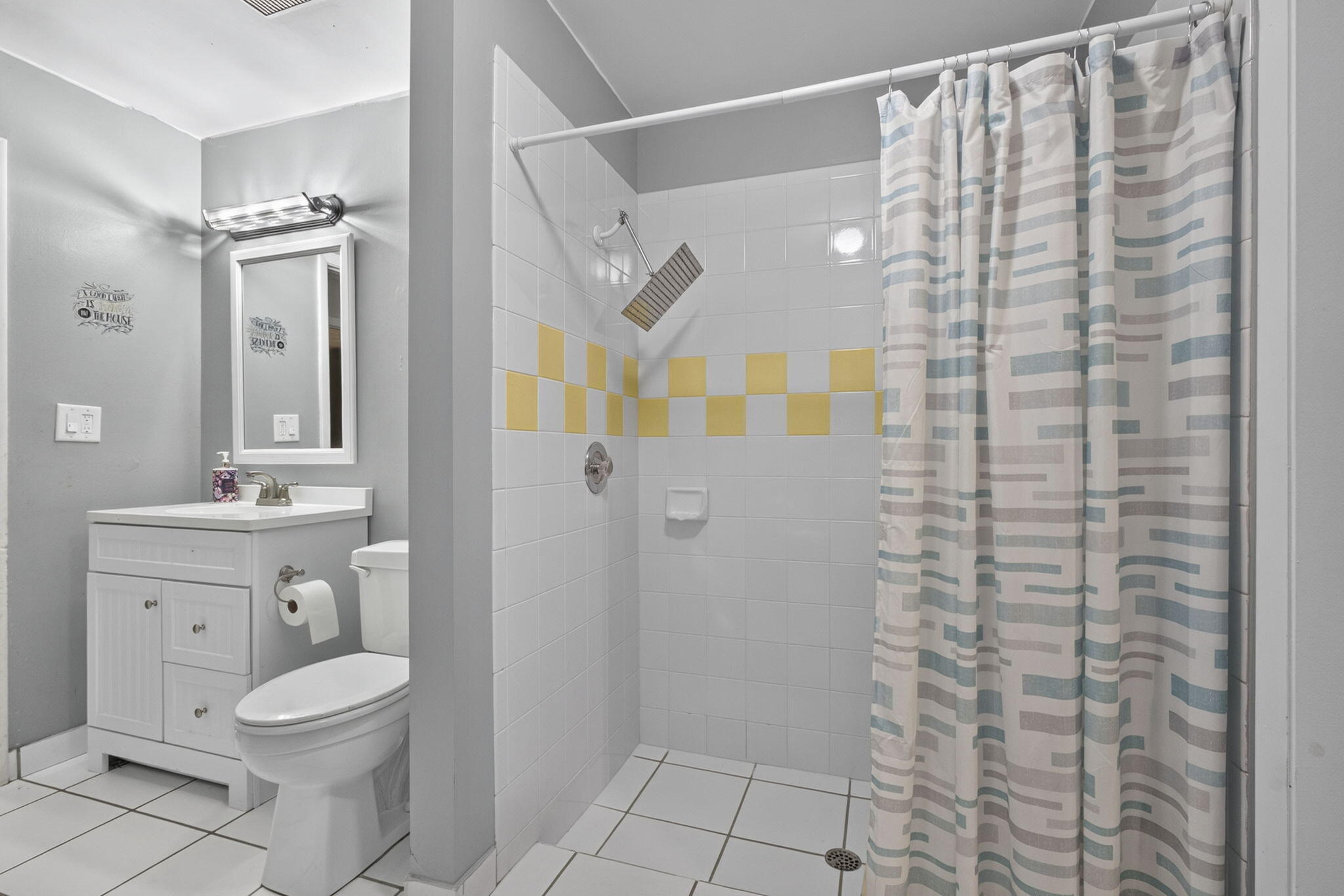 GREENVIEW SHORES 2 OF WELLINGTON - Residential
