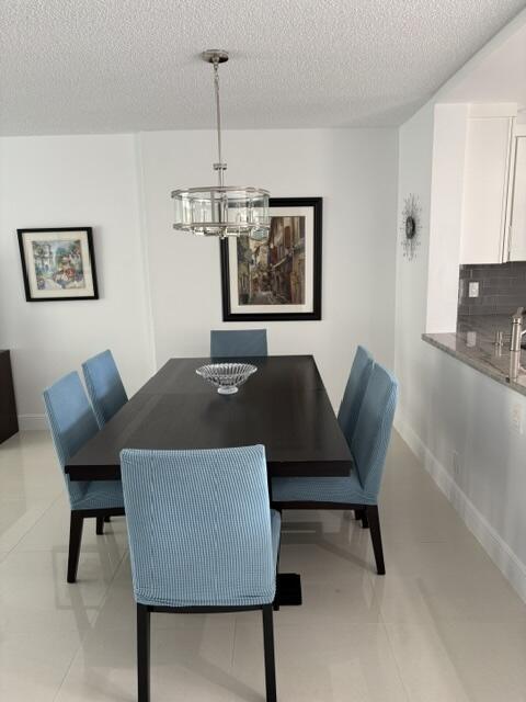 MEADOWBROOK LAKES CONDO - Residential