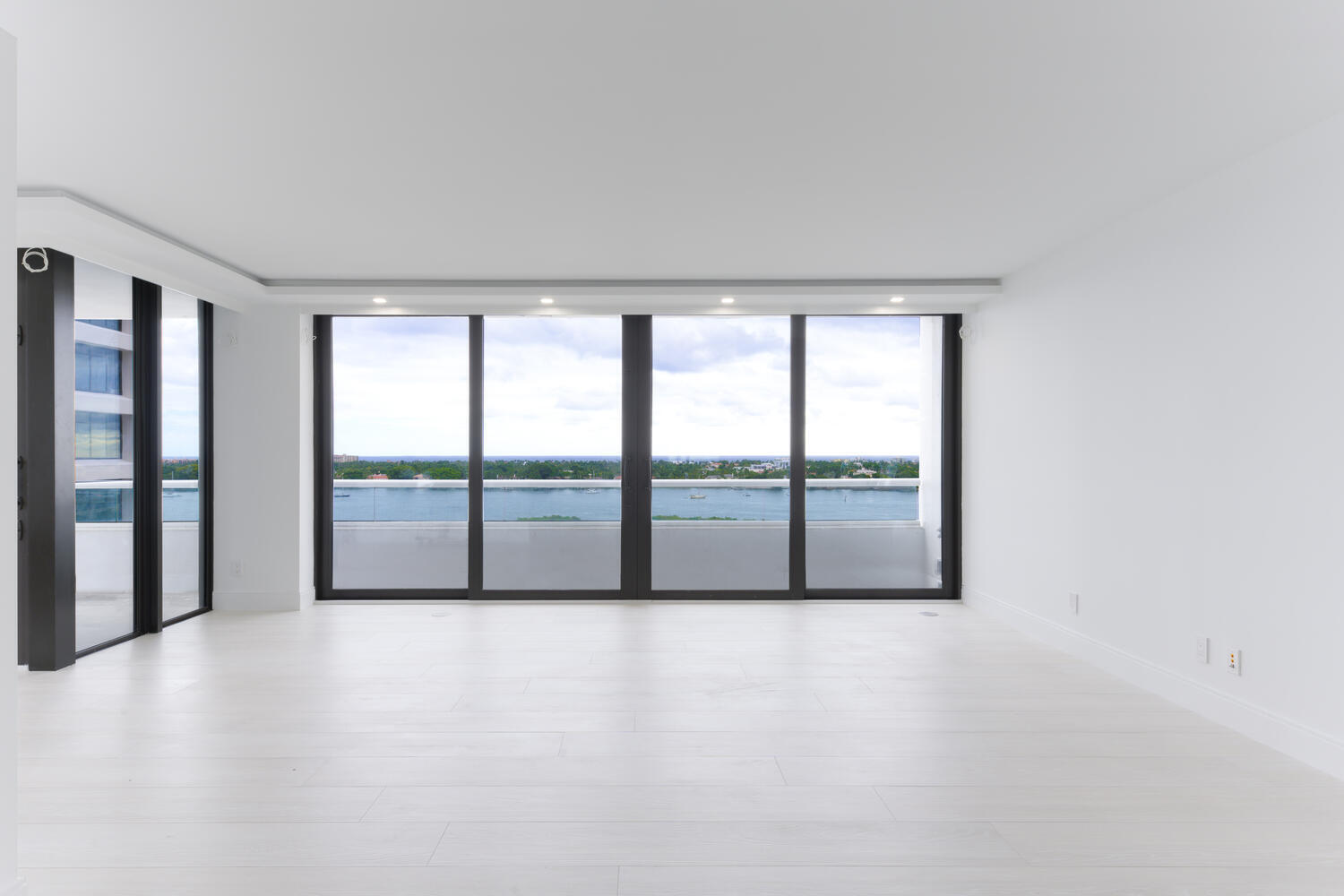 PLAZA OF THE PALM BEACHES CONDO - Residential