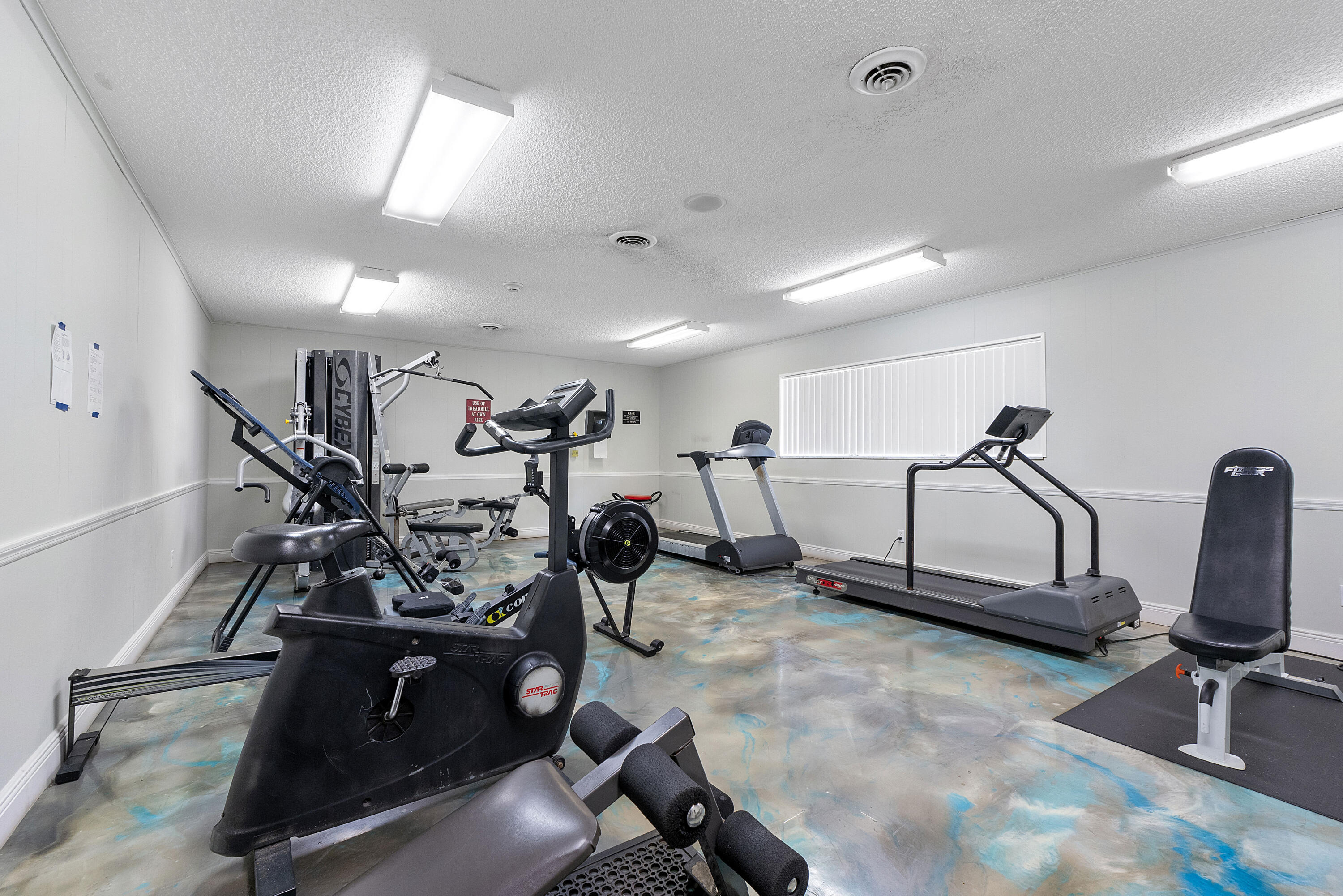 ORIOLE GOLF & TENNIS CLUB CONDO - Residential