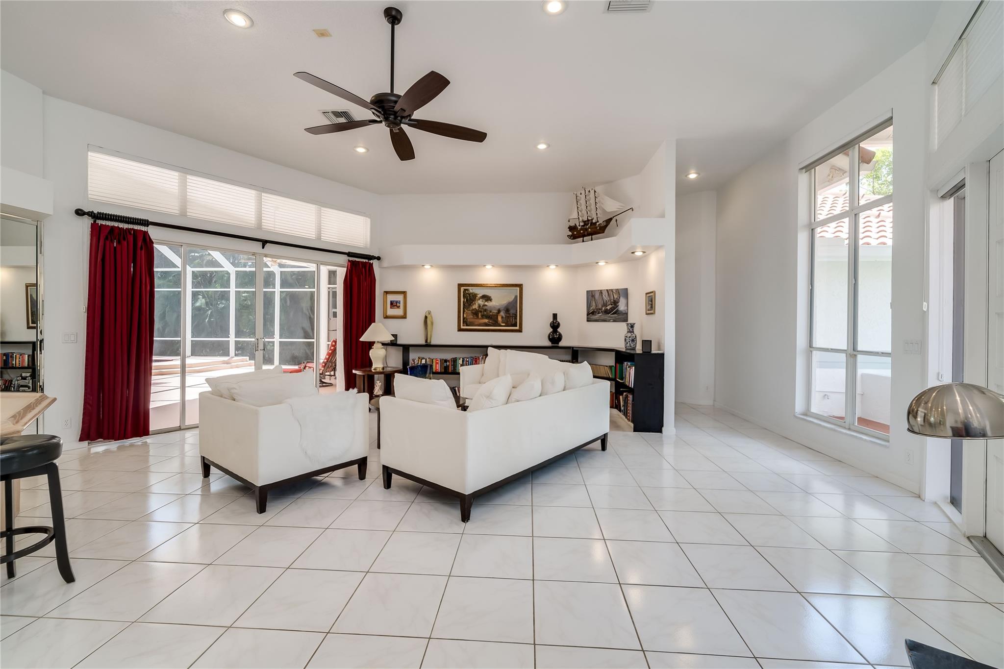 Pine Tree Estates - Residential