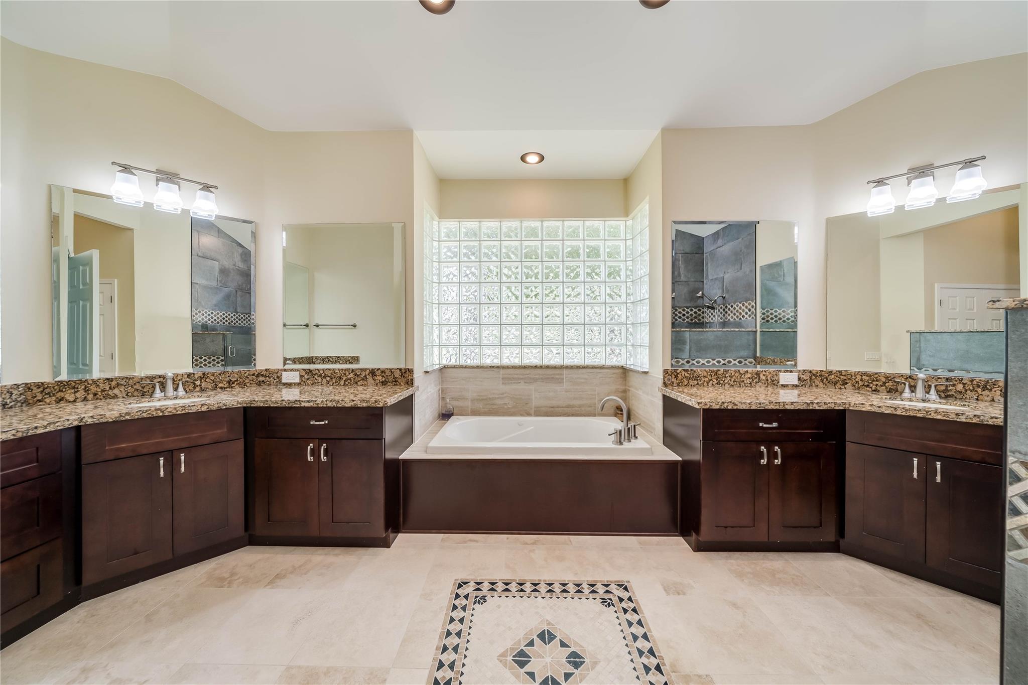 Pine Tree Estates - Residential