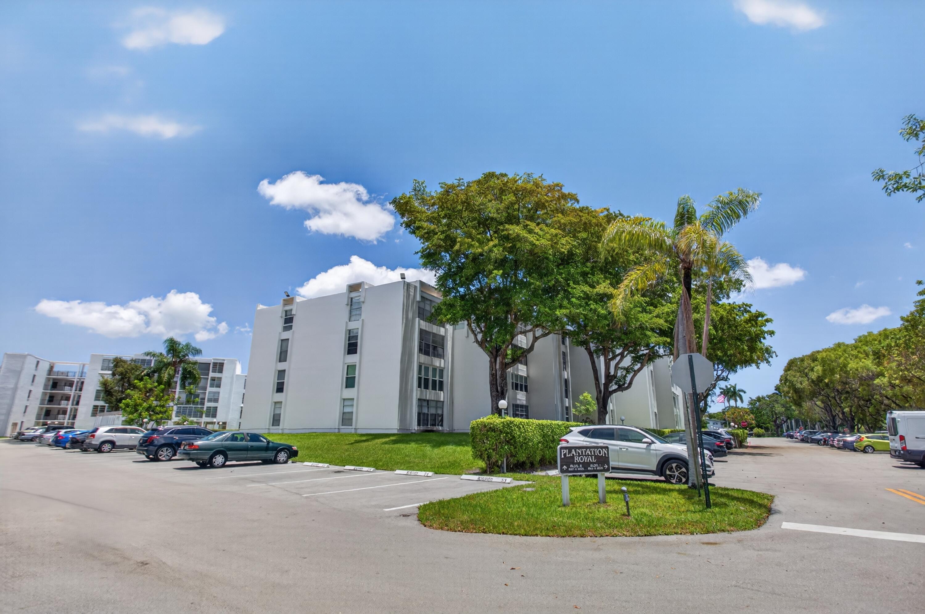 PLANTATION ROYAL SECTION ONE - Residential