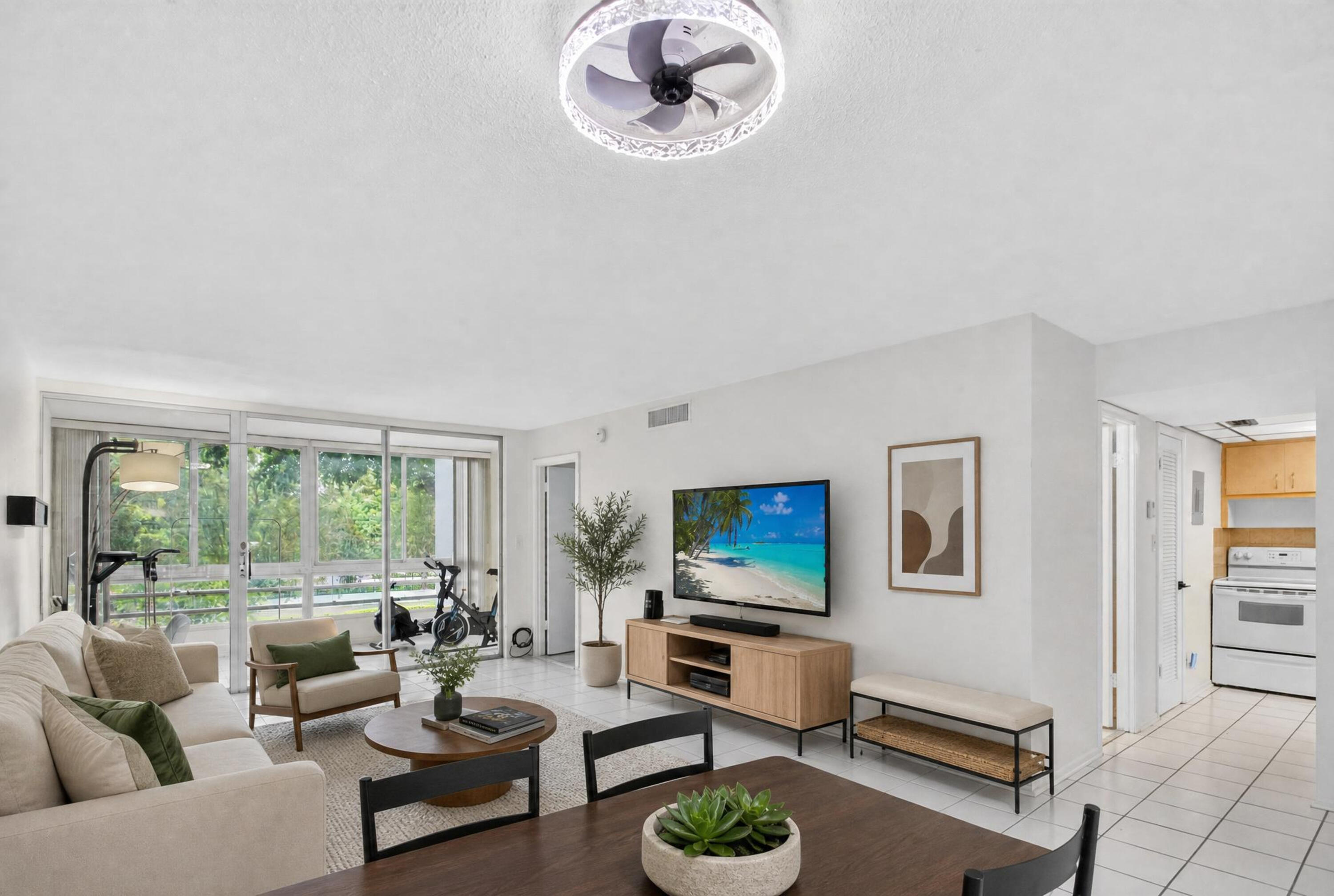 PLANTATION ROYAL SECTION ONE - Residential