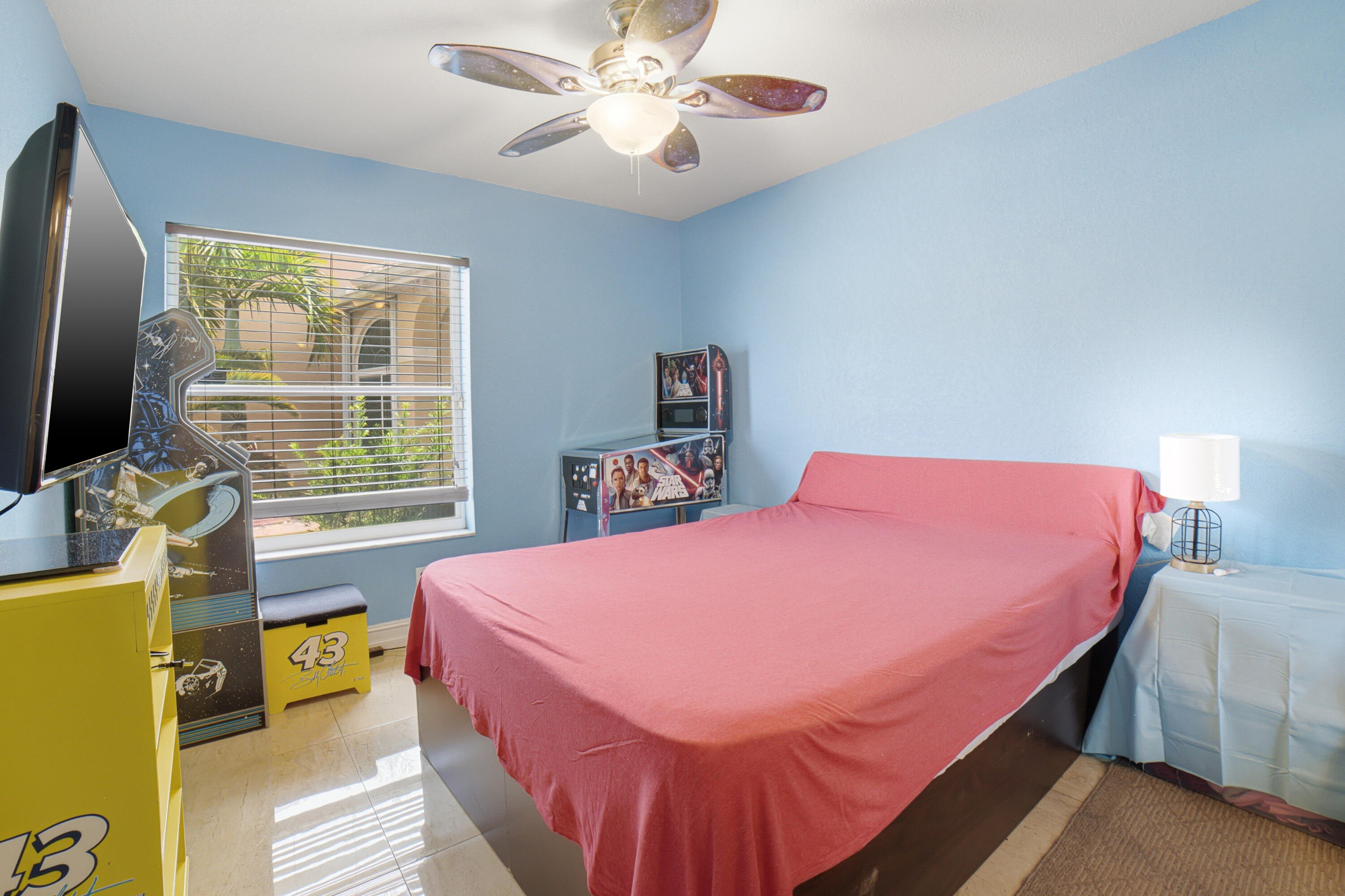 SILVER LAKES AT PEMBROKE PINES - Residential Lease