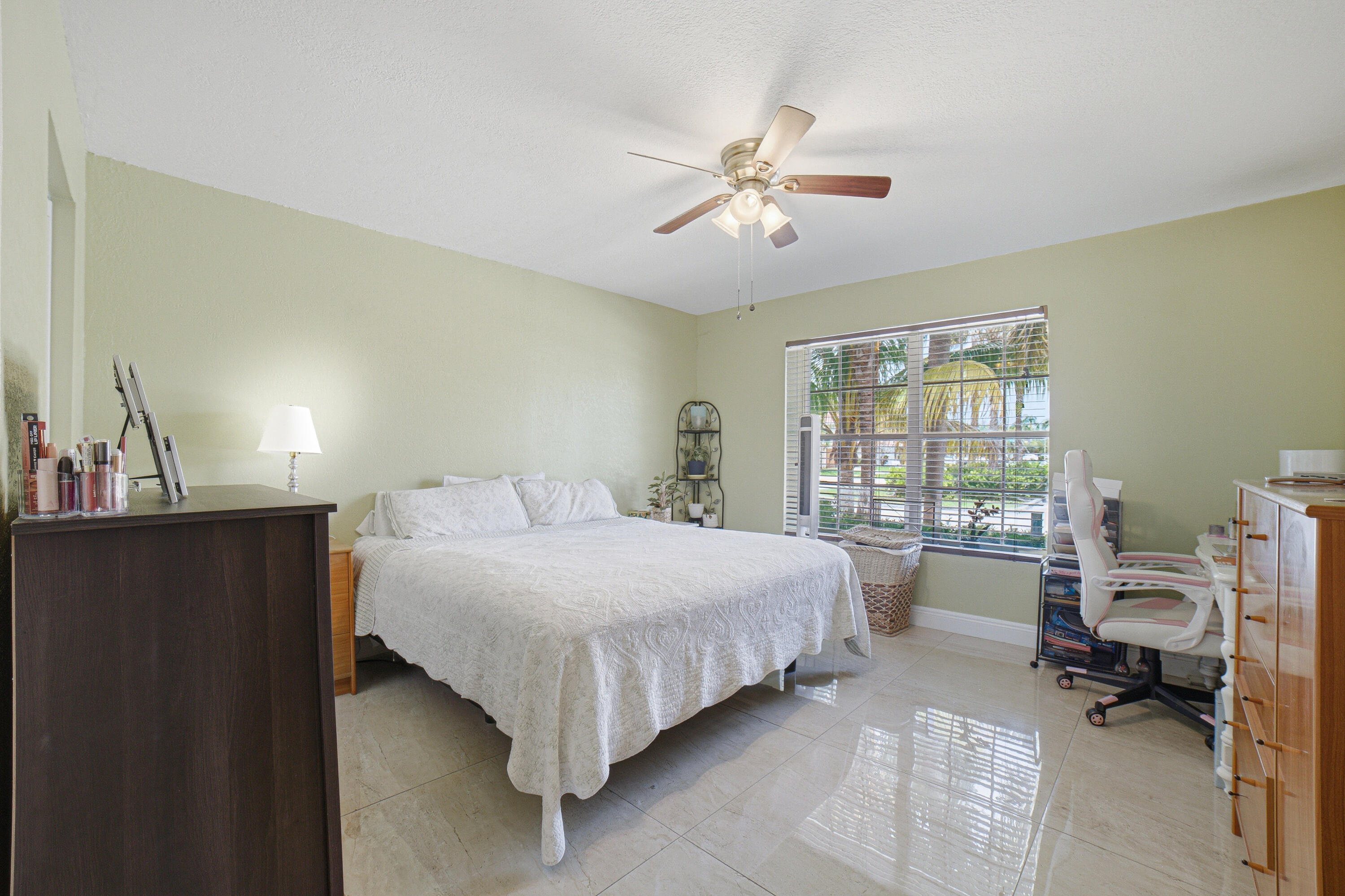 SILVER LAKES AT PEMBROKE PINES - Residential Lease