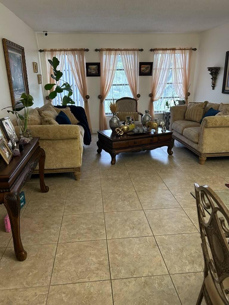 SPRINGS COLONY CLUB CONDO - Residential
