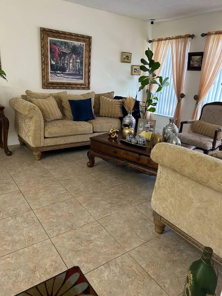 SPRINGS COLONY CLUB CONDO - Residential