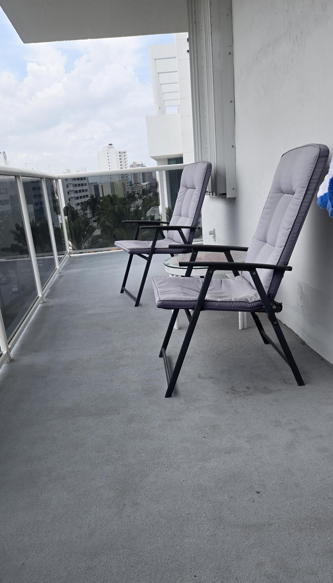 SEA AIR TOWERS - Residential