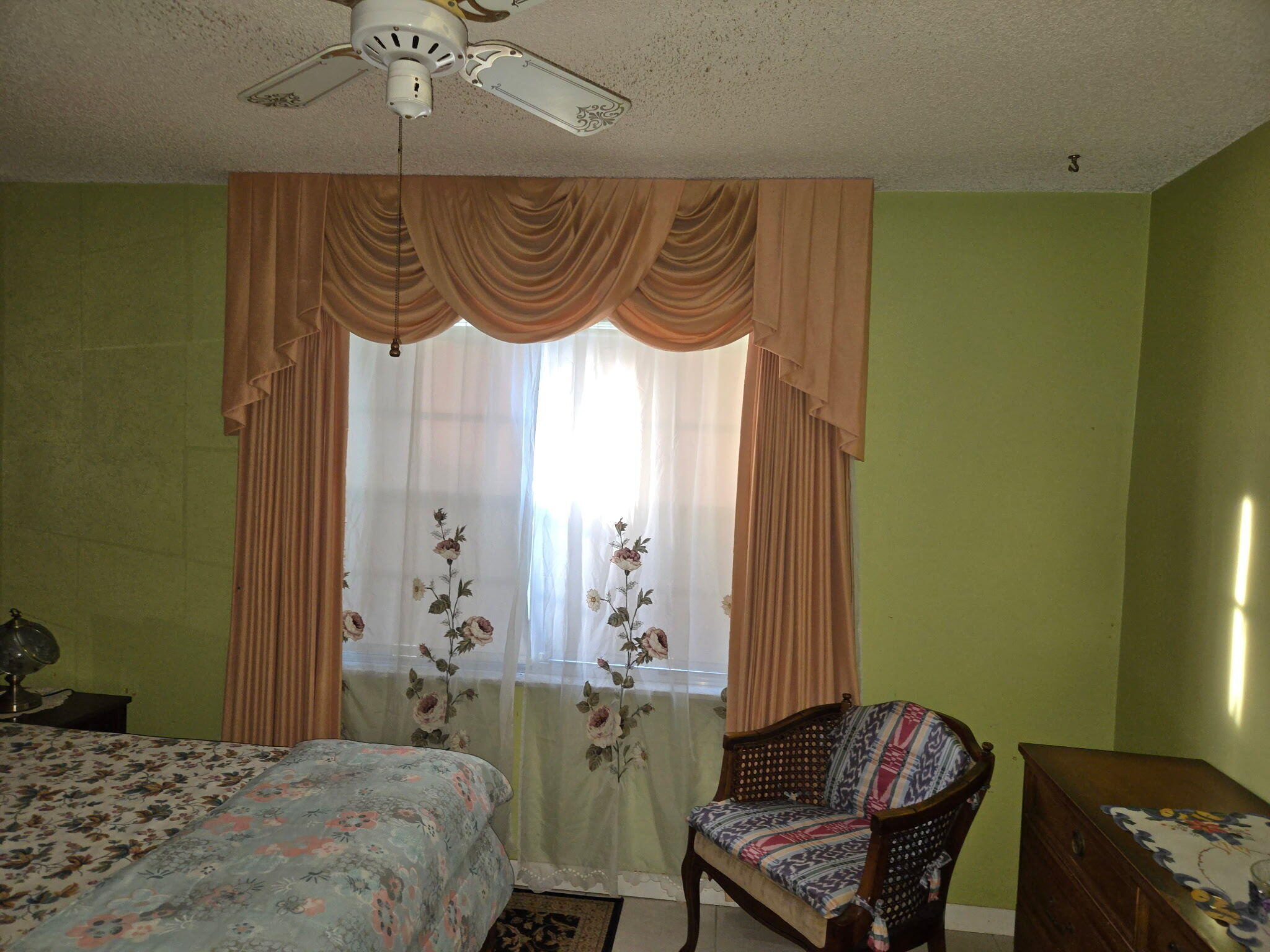 PINECREST ESTATES UNIT 2 - Residential