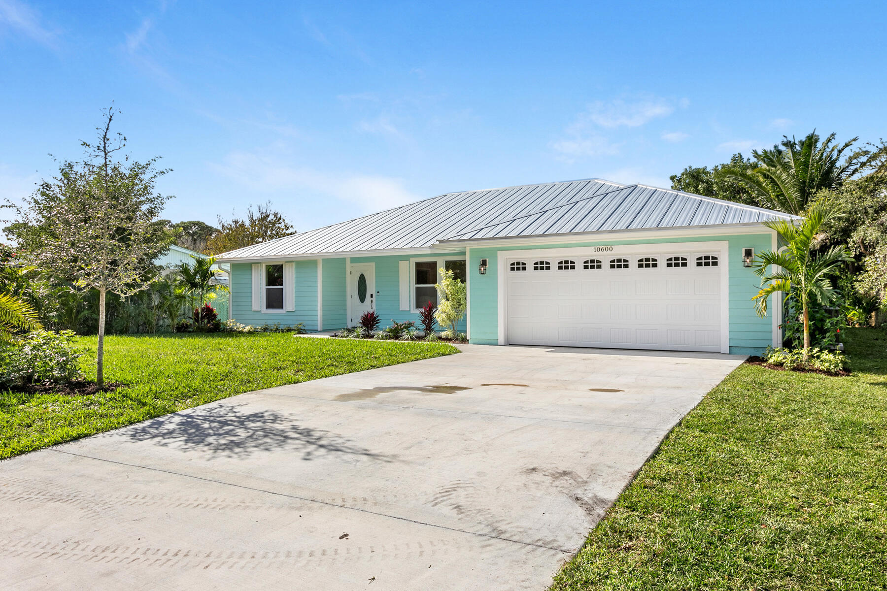 LITTLE VILLAGE UNREC - Residential Lease