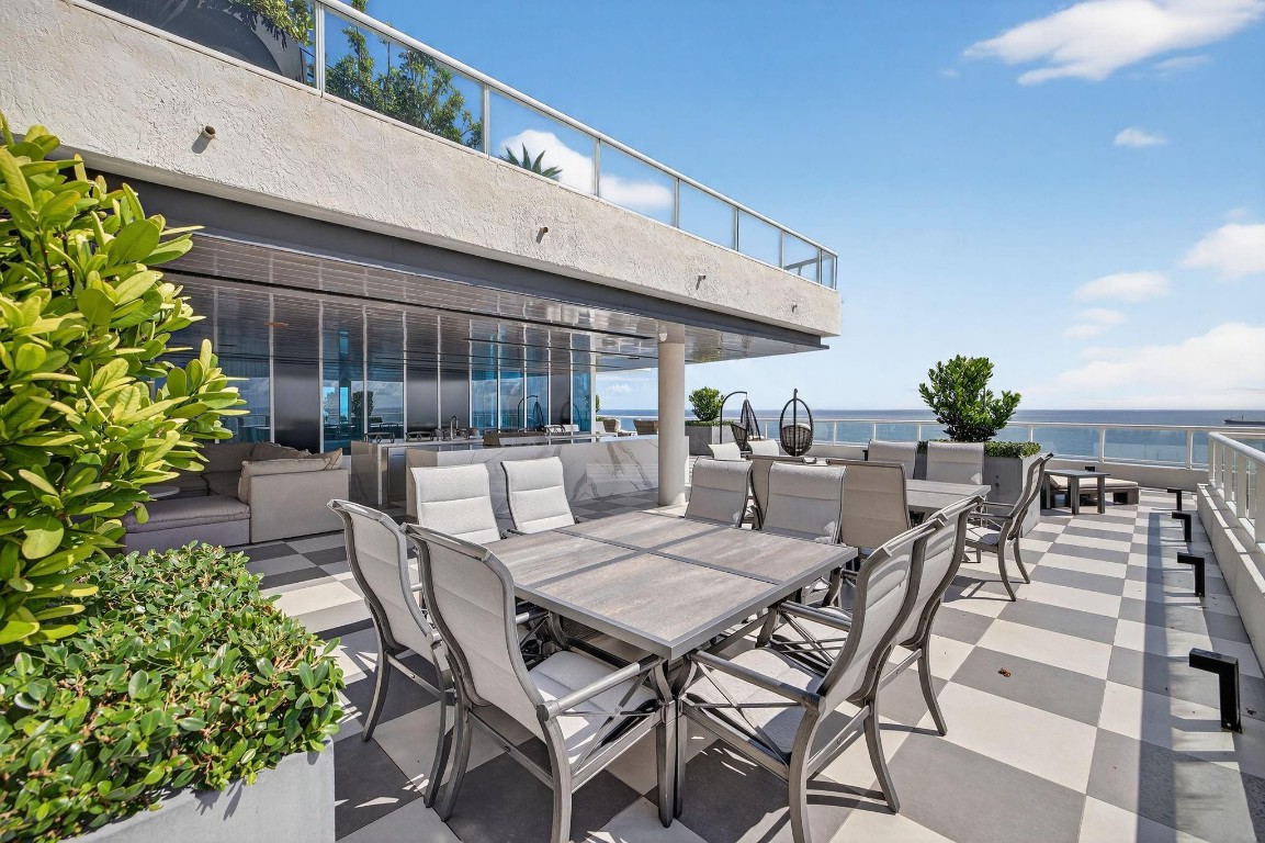 Ritz Carlton - Residential