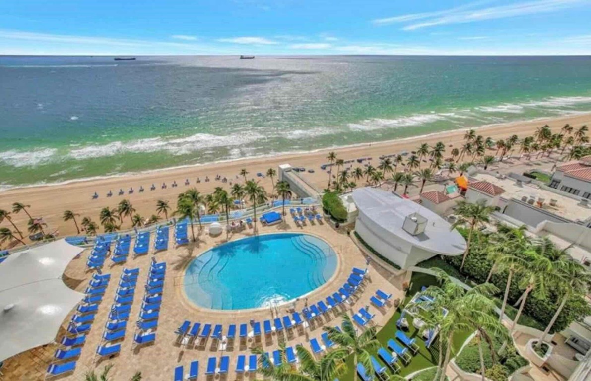 Ritz Carlton - Residential