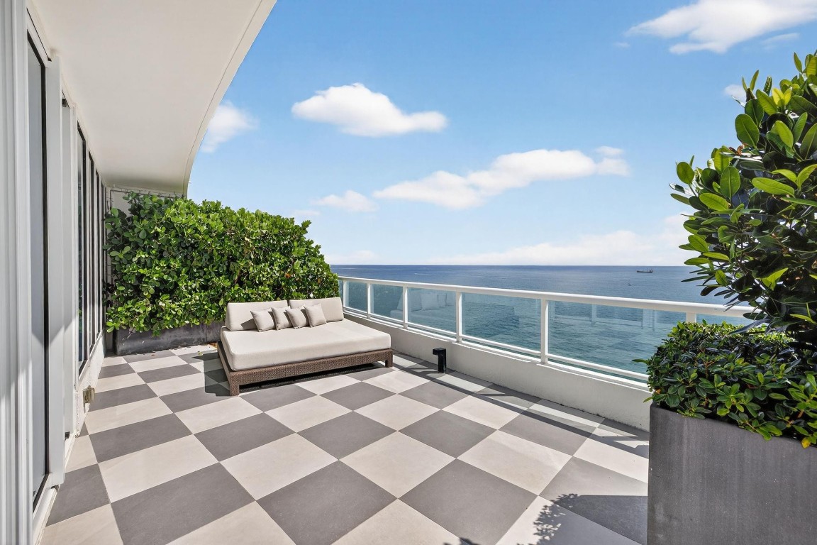 Ritz Carlton - Residential