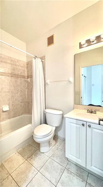 Crestwood At Carolina - Residential