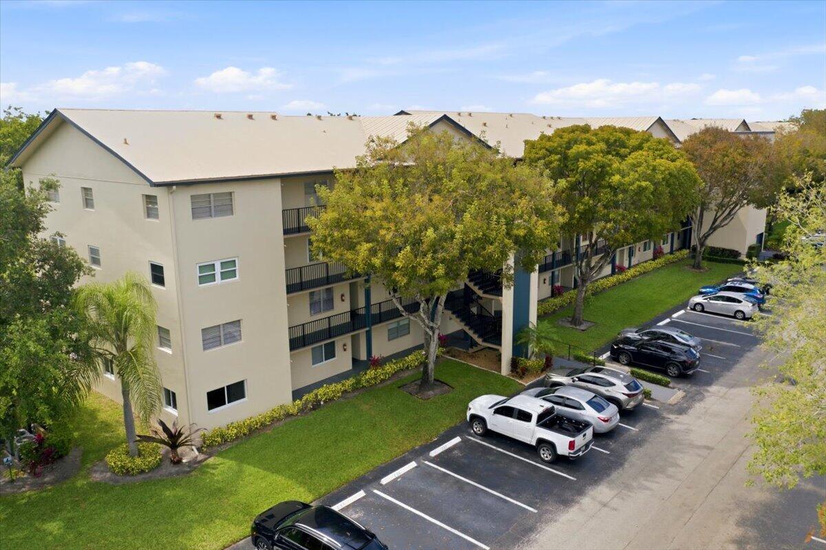 BUCKINGHAM AT CENTURY VILLAGE - Residential