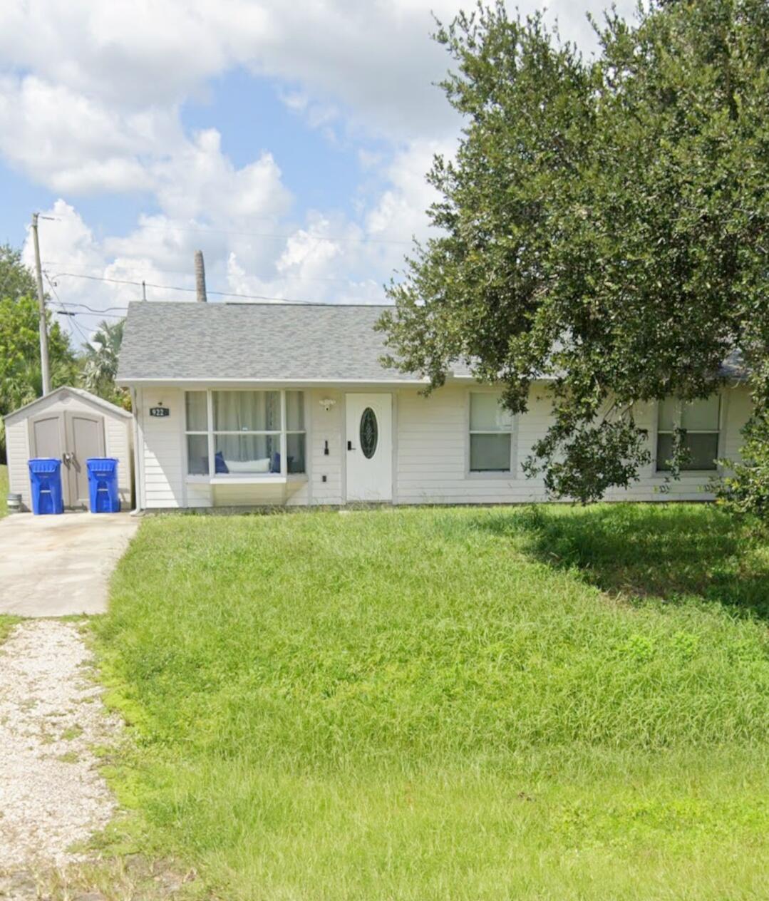 VERO LAKE ESTATES UNIT H-1 - Residential