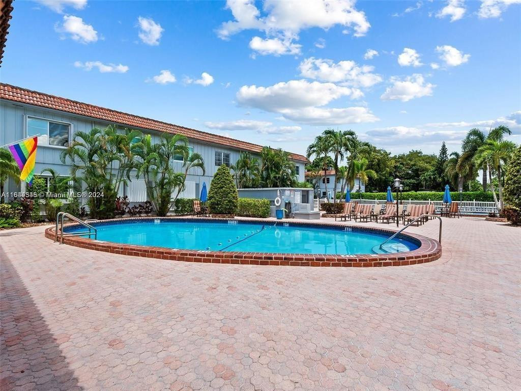 Oakland Grove Village - Residential