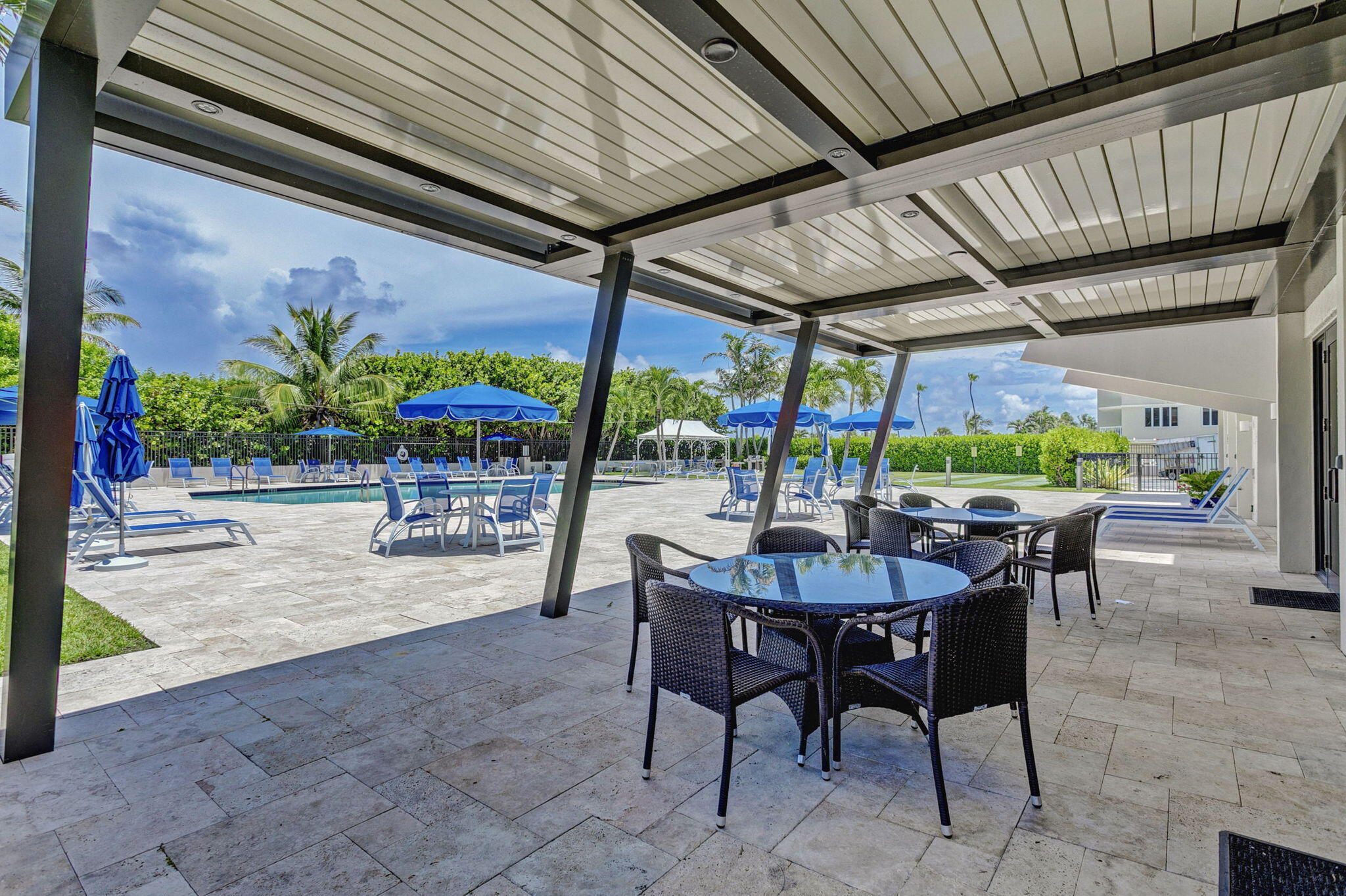 MAYAN TOWERS CONDO II - Residential